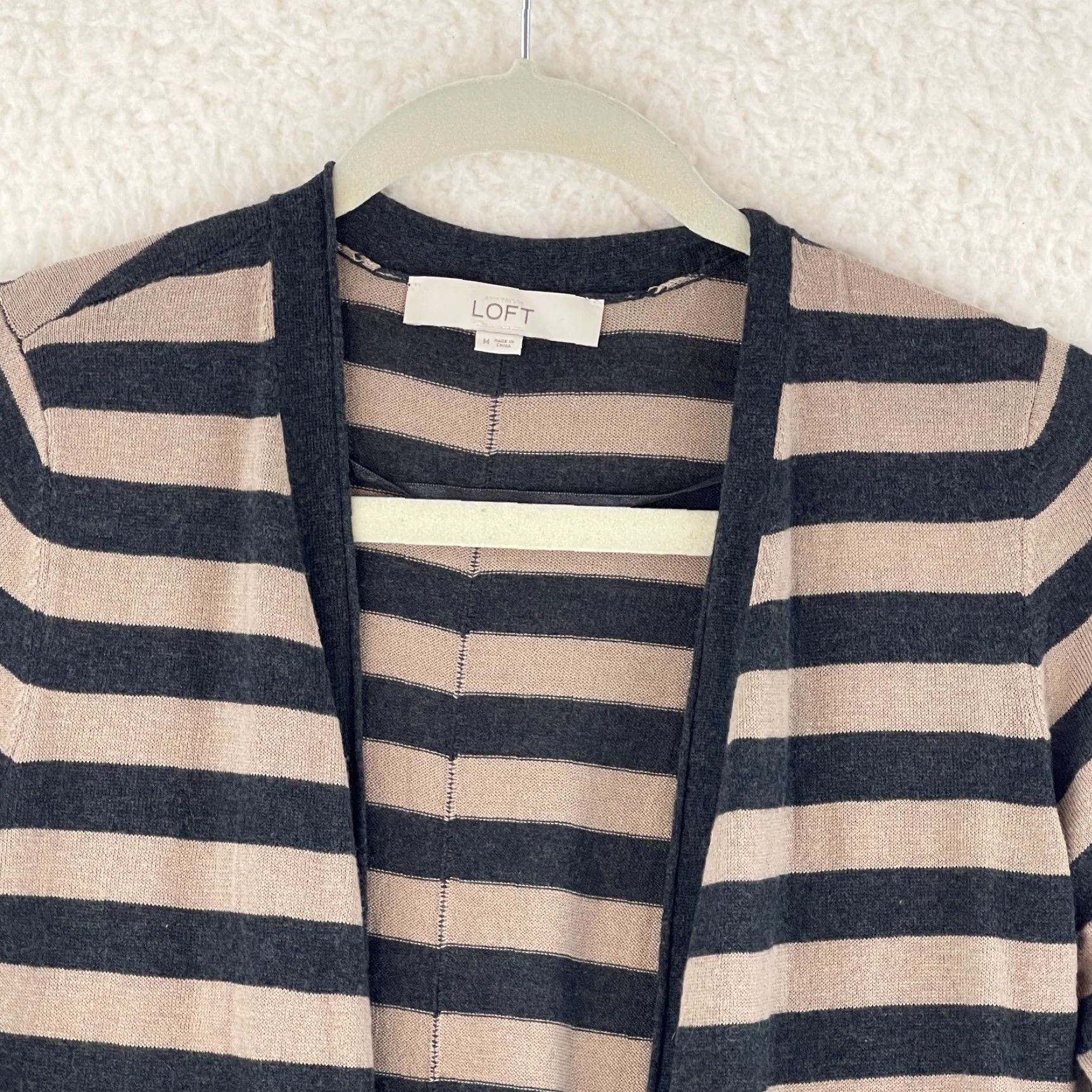 Loft LOFT Ann Taylor Gray Tan Striped Cardigan Sweater Womens Long Sleeve Size M Size M / US 6-8 / IT 42-44 - 3 Thumbnail
