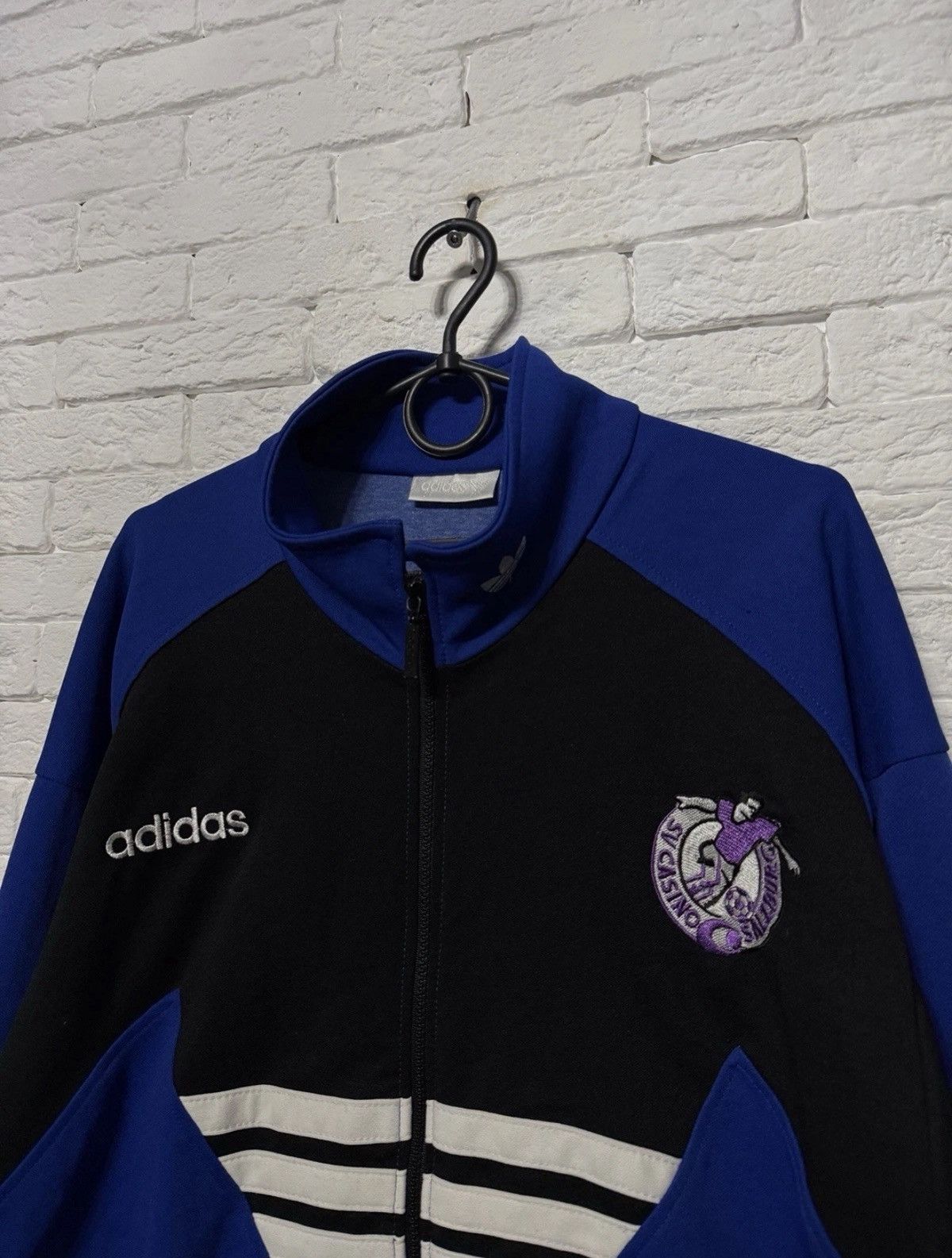 Adidas Vintage Rare Adidas Casino Salzburg Red Bull Full Zip Jacket Size US M / EU 48-50 / 2 - 2 Thumbnail