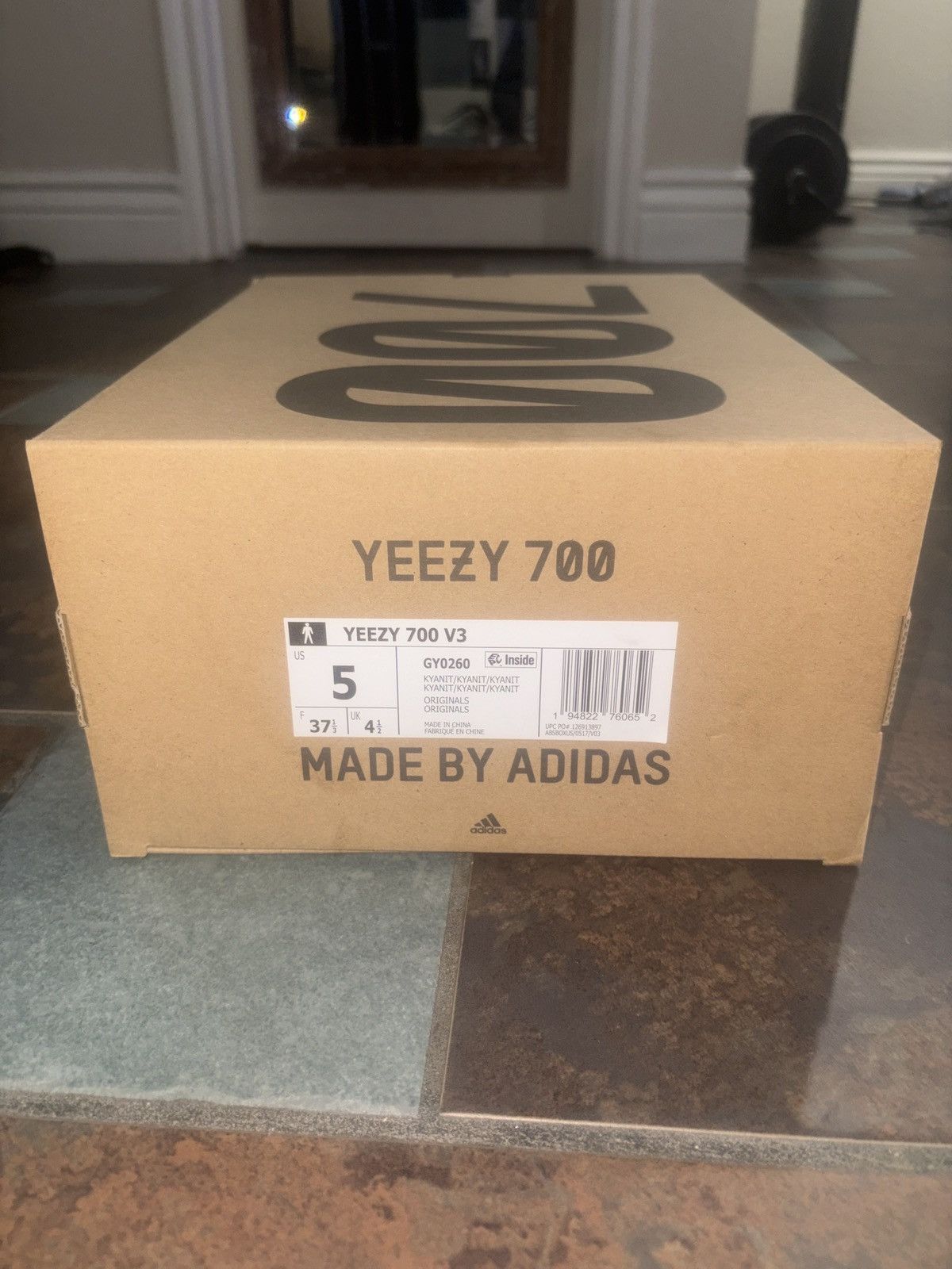 Adidas × Kanye West Adidas Yeezy 700 V3 “Kyanite” Size 5 Size US 5 / EU 37 - 7 Thumbnail