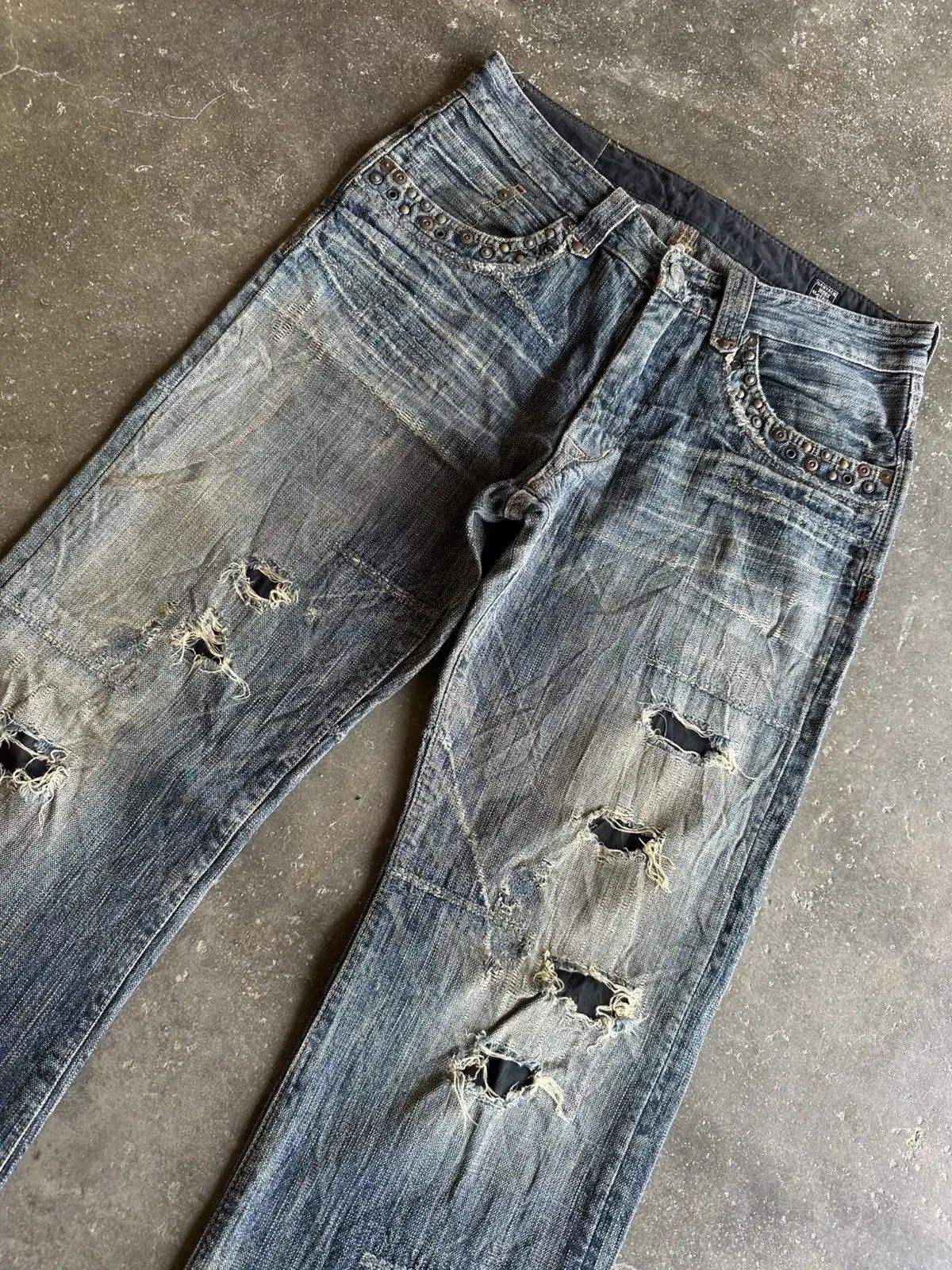 uniform experiment VINTAGE BARTACK JAPAN FLARES JEANS SPIKE/STUDDED DENIM PANTS Size US 29 - 7 Thumbnail