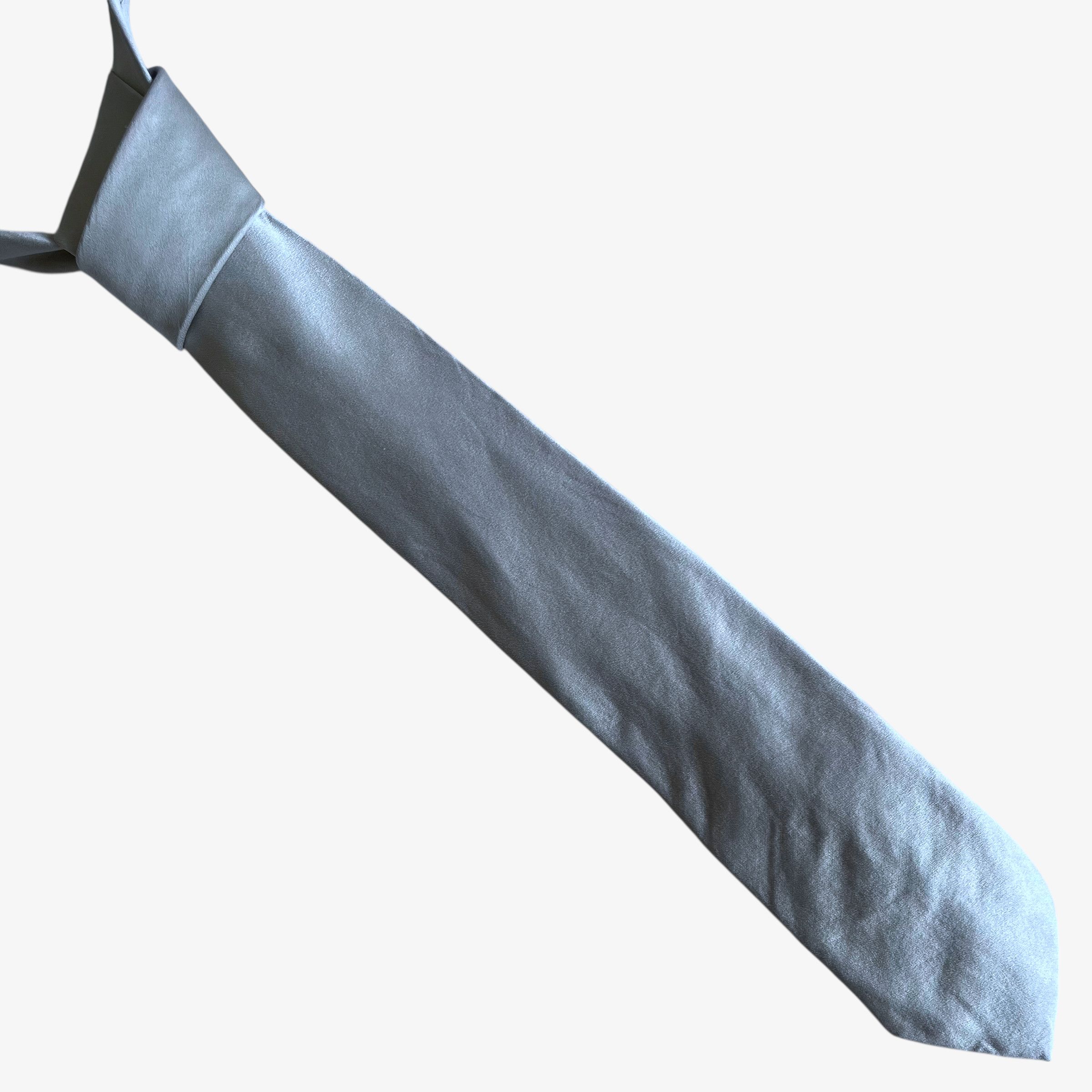 Brioni Vintage 90s Brioni Plain Grey Silver Silk Tie Size ONE SIZE - 1 Thumbnail