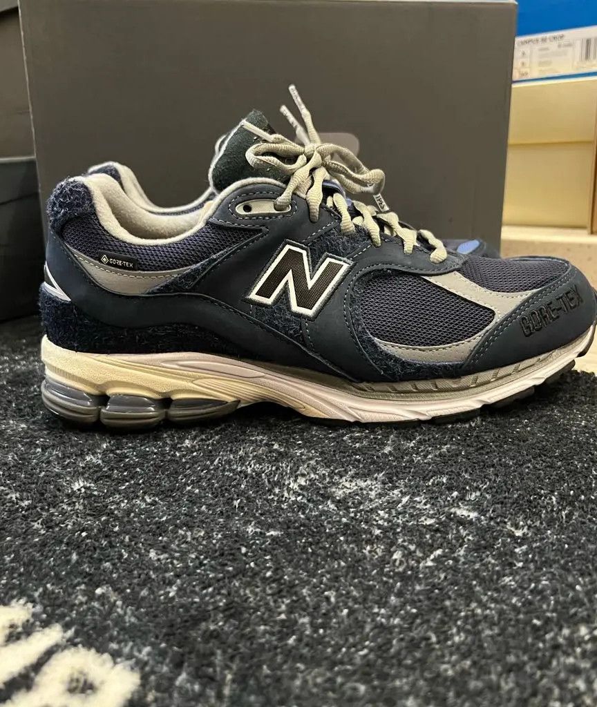 New Balance New Balance 2002R "INVINCIBLE X N.HOOLYWOOD GORE-TEX NAVY" Size US 10 / EU 43 - 4 Thumbnail