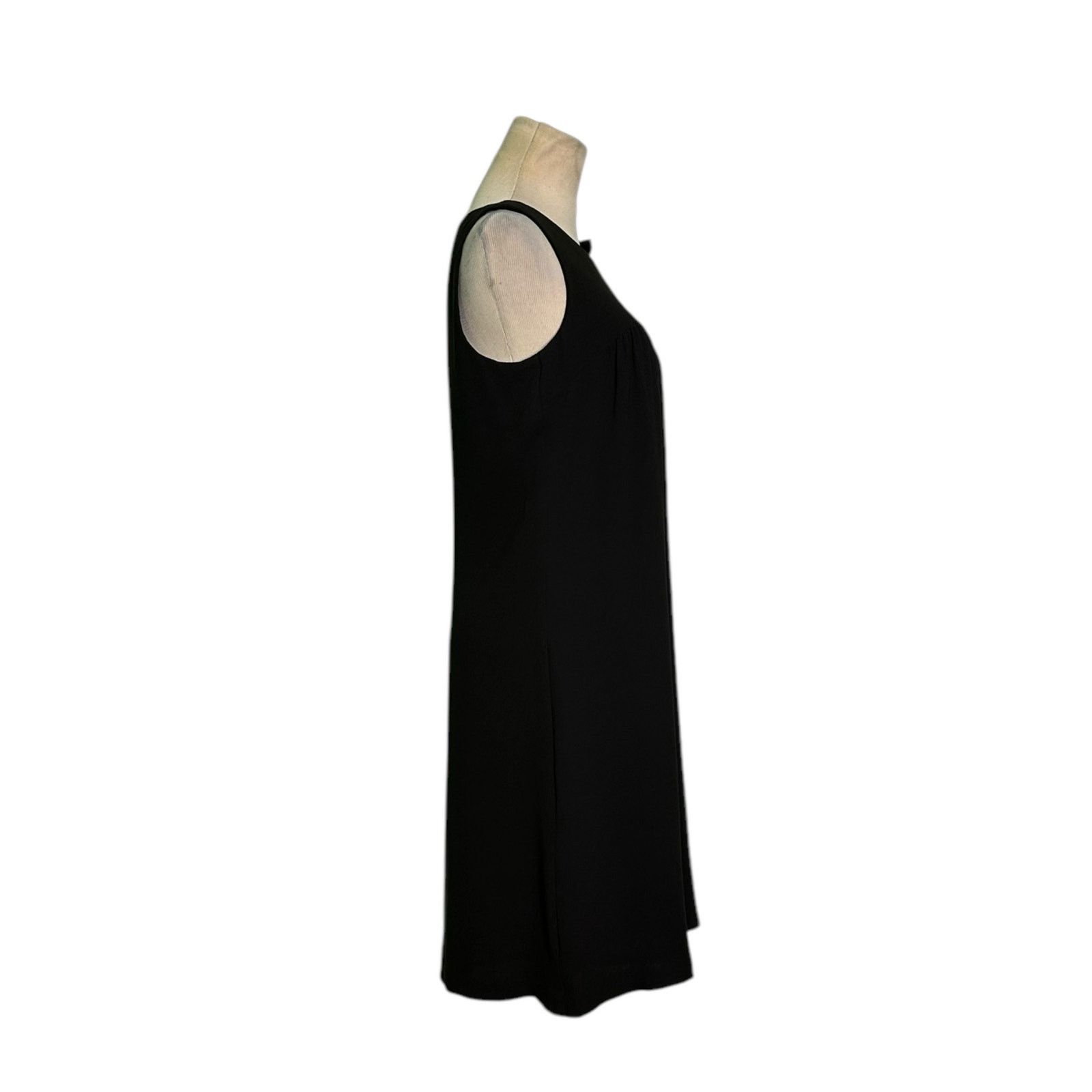 Trina Turk TRINA TURK black crepe shoulder bow sleeveless dress size 2 Size XS / US 0-2 / IT 36-38 - 7 Thumbnail