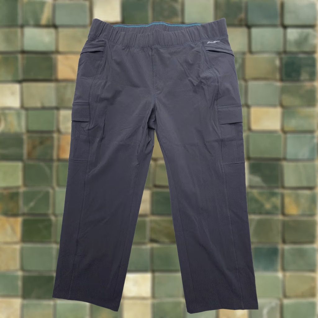 Eddie Bauer Eddie Bauer Pants Womens 16 Gray Pull Crop Hiking Travex Cargo Travel Tech Size 38" / US 16 / IT 52 - 1 Thumbnail