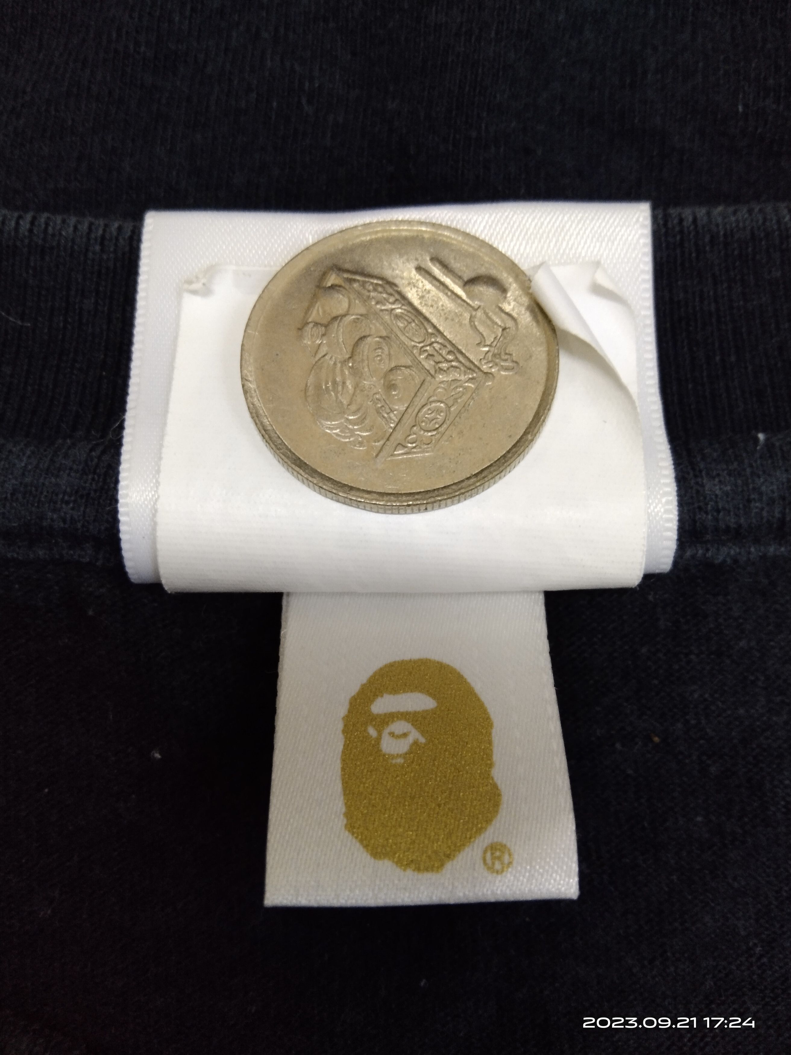 Bape A BATHING APE PIRATES T SHIRT Size XS / US 0-2 / IT 36-38 - 7 Thumbnail