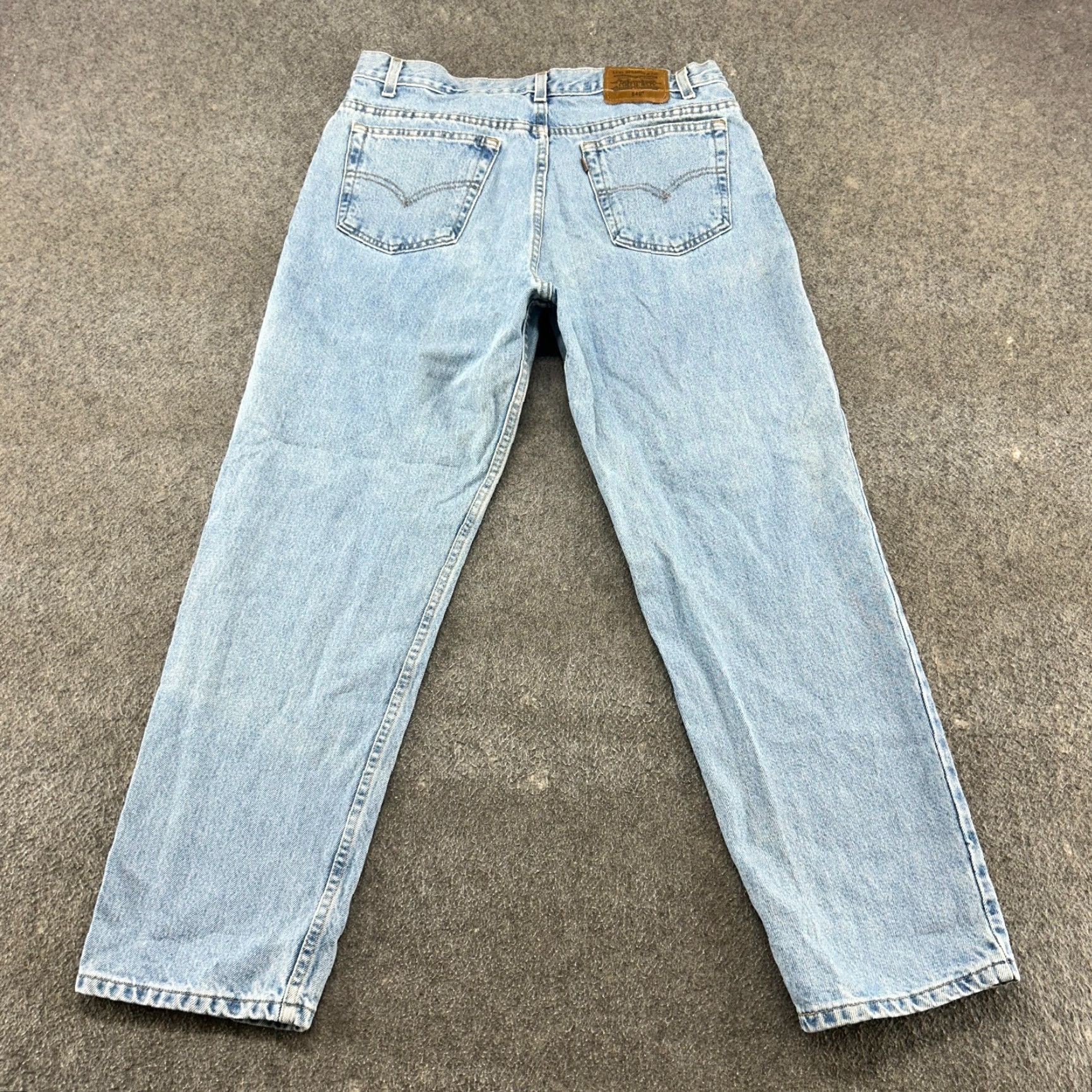 Levi's VINTAGE Levi's 540 Jeans Mens 36x29 Blue Relaxed Fit Tapered Light Brown Tab 90s Size US 36 / EU 52 - 5 Thumbnail