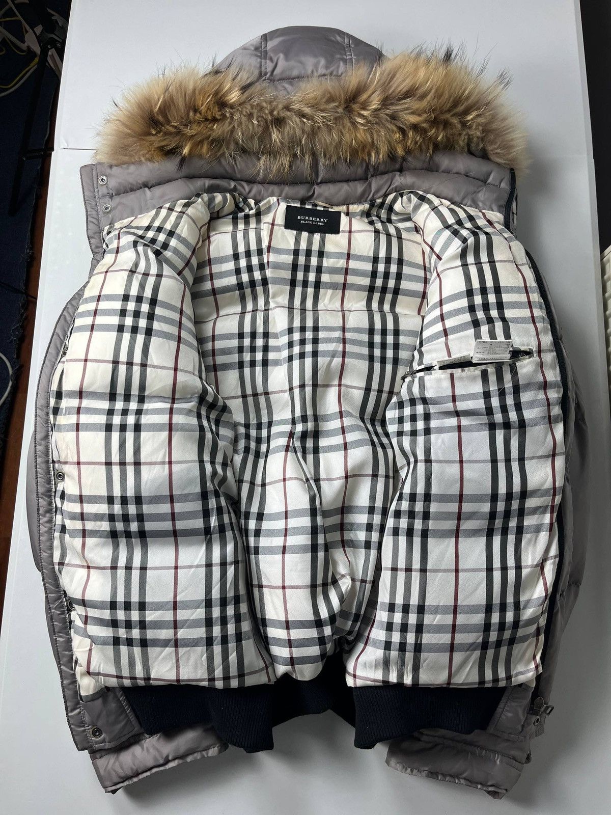 Burberry 00’ Japanese Burberry fur puffer jacket Size US L / EU 52-54 / 3 - 9 Thumbnail