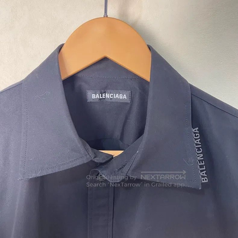 Balenciaga Balenciaga size 37 Collar small logo silhouette shirt shor Size US XS / EU 42 / 0 - 3 Thumbnail