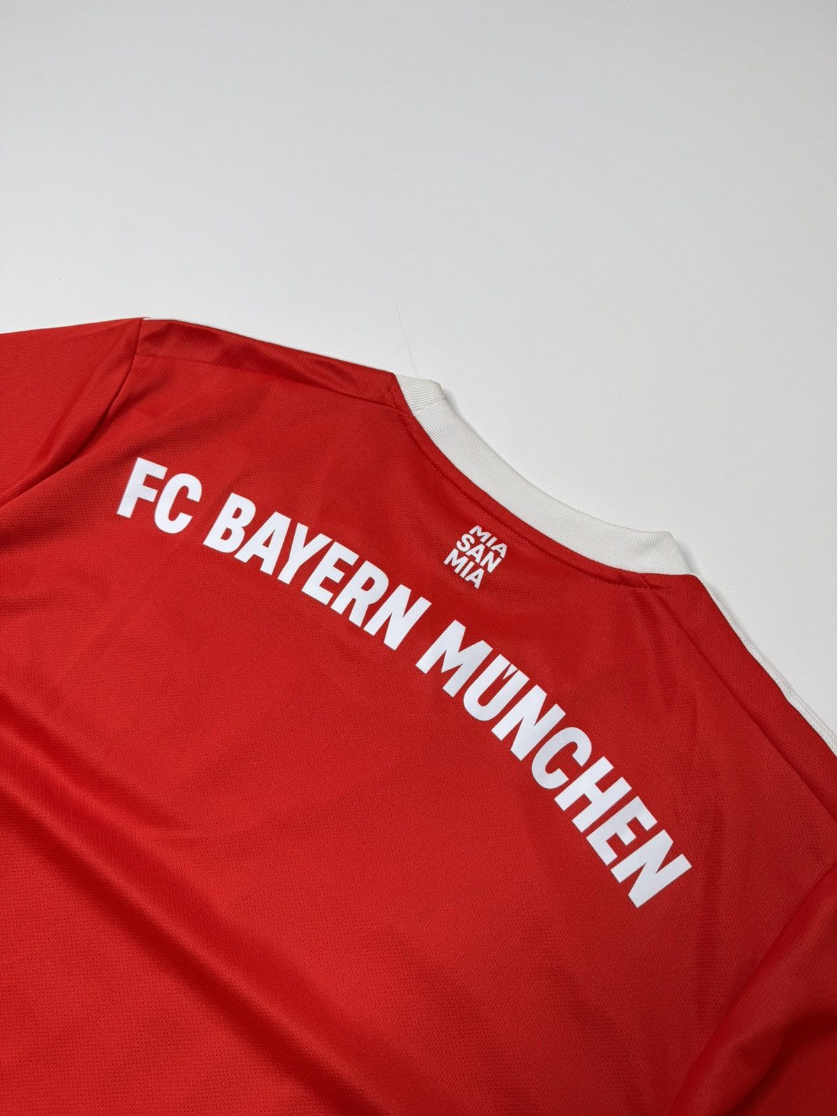 Vintage Adidas FC Bayern Munchen 22/23 home jersey blokecore swag Size US L / EU 52-54 / 3 - 11 Thumbnail