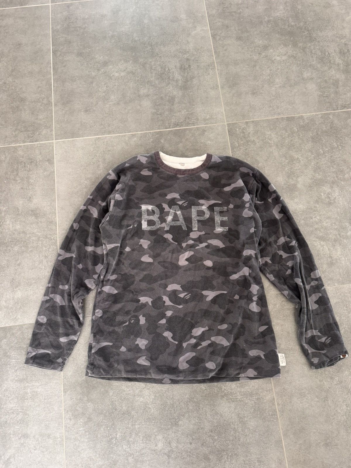 Bape OG Bape Japan Reversible Camo longsleeve Size US L / EU 52-54 / 3 - 1 Thumbnail
