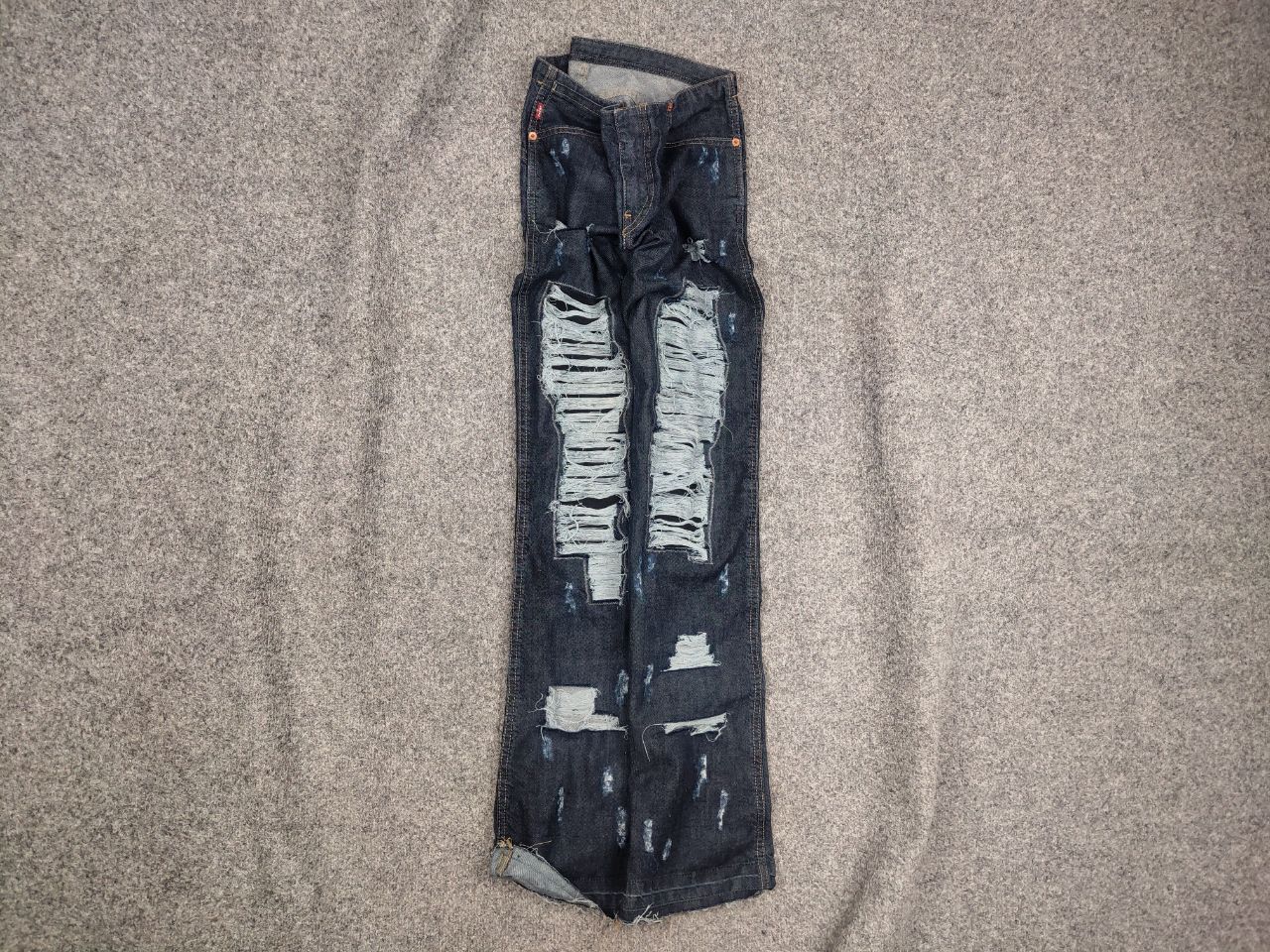 Le Grande Bleu (L.G.B.) Vintage Levis 565 Low Flared Jeans If Six Was Nine Style Size 29" - 1 Thumbnail
