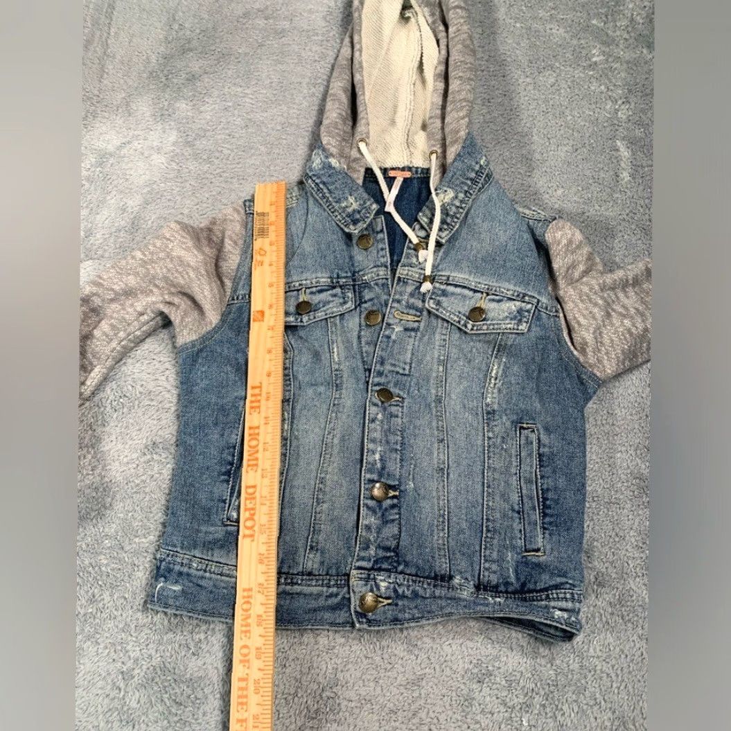 Free People Free People Denim Jacket/ Gray Hoodie Jean jacket XS Size XS / US 0-2 / IT 36-38 - 5 Thumbnail
