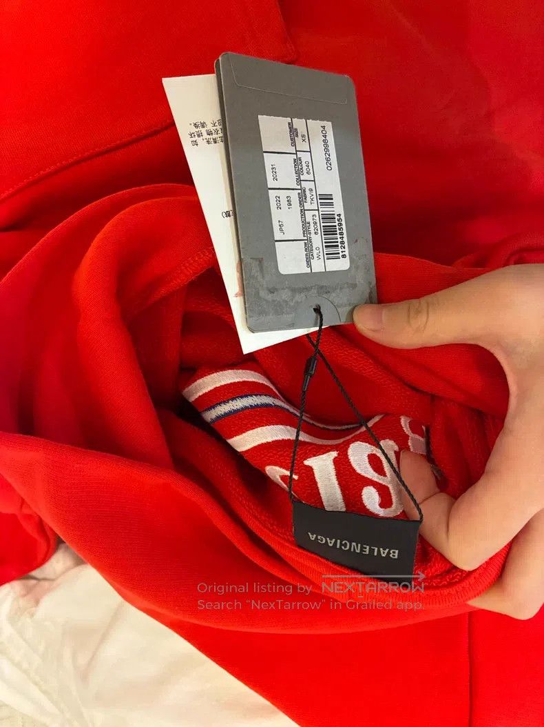 Balenciaga Balenciaga Classic Coke red sweatshirt Size US XS / EU 42 / 0 - 7 Thumbnail