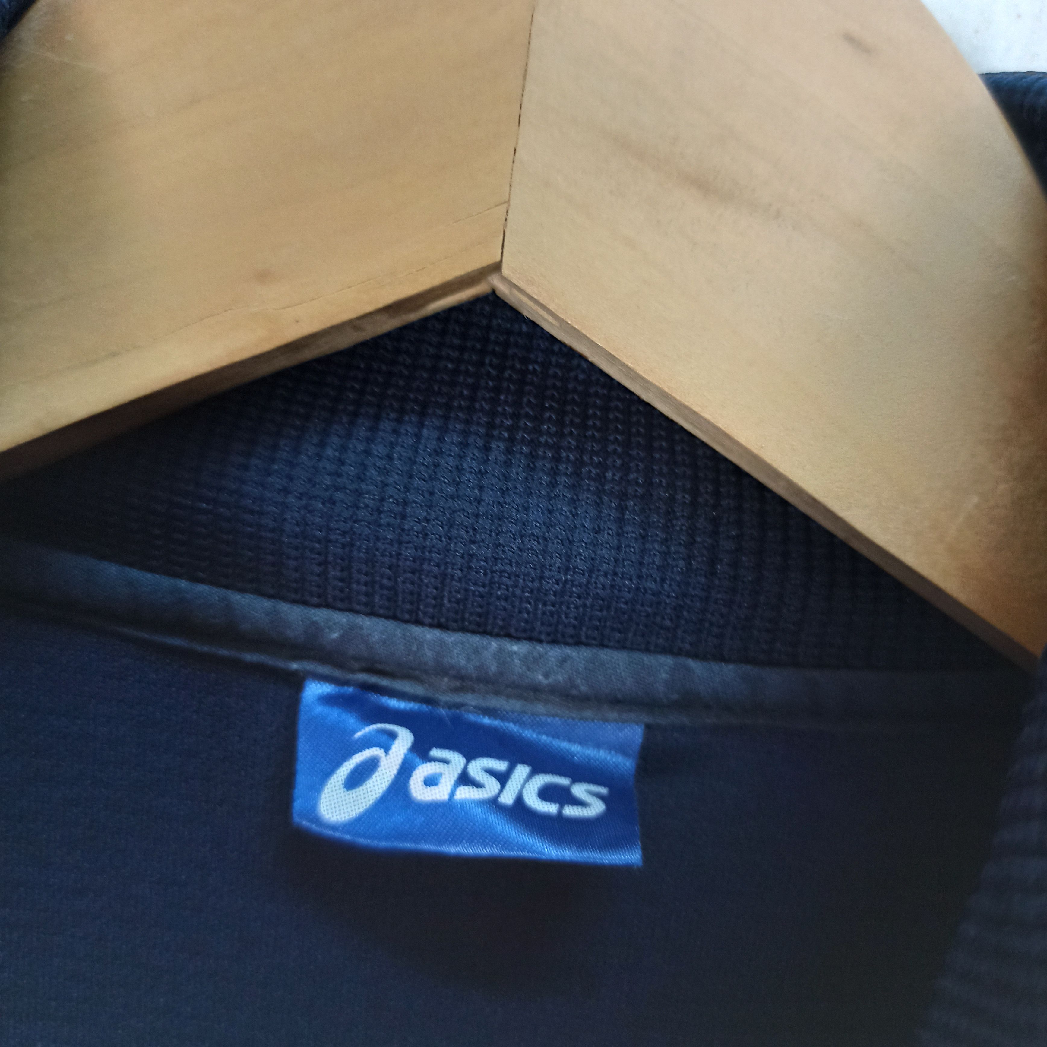 Asics Vintage Asics Tracktop Sidetade Size US S / EU 44-46 / 1 - 6 Thumbnail