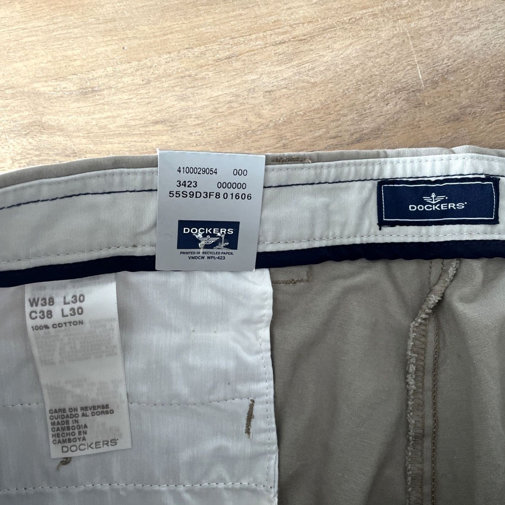 Dockers Dockers Pants Mens 38x30 Washed Canvas Khaki Flat Front Classic Size US 38 / EU 54 - 4 Thumbnail