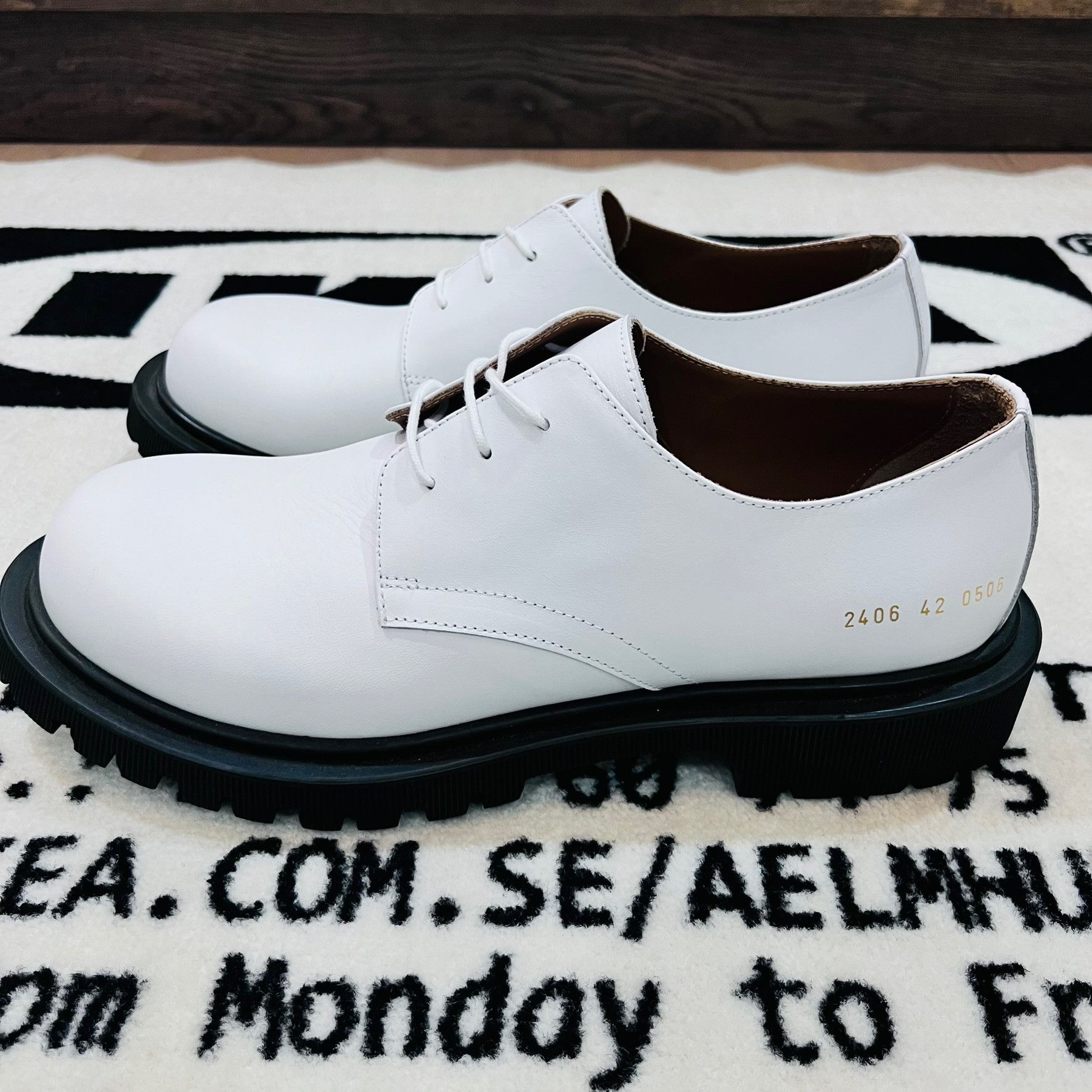 Common Projects Plain Toe Derby 0506 White Black Sole