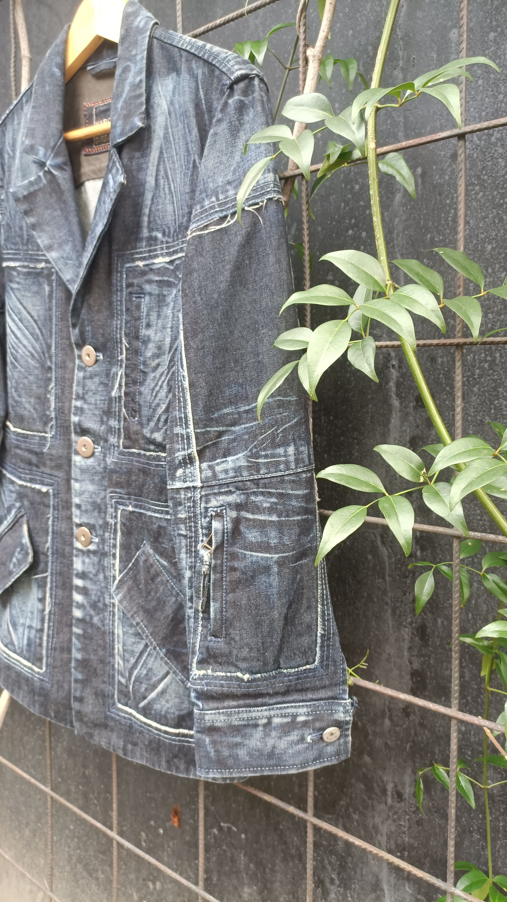Marithe + Francois Girbaud Marithe francois Girbaud distressed denim jacket Size US M / EU 48-50 / 2 - 7 Thumbnail