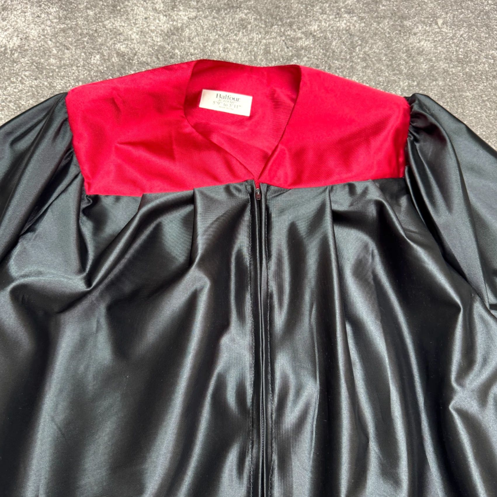 Vintage VINTAGE Graduation Satin Robe Gown Unisex Adult Black Red 5'9-5'11 Ceremony Formal Size ONE SIZE - 3 Thumbnail
