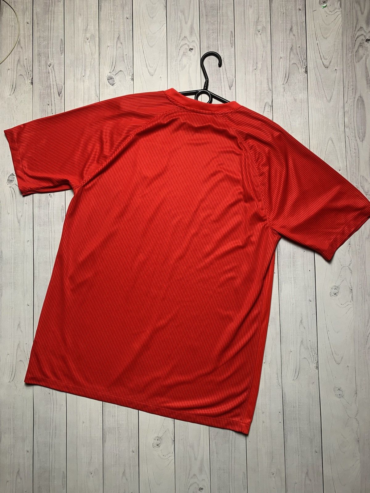 Nike × Vintage Vintage Nike England soccer jersey size L red logo Size US L / EU 52-54 / 3 - 4 Thumbnail
