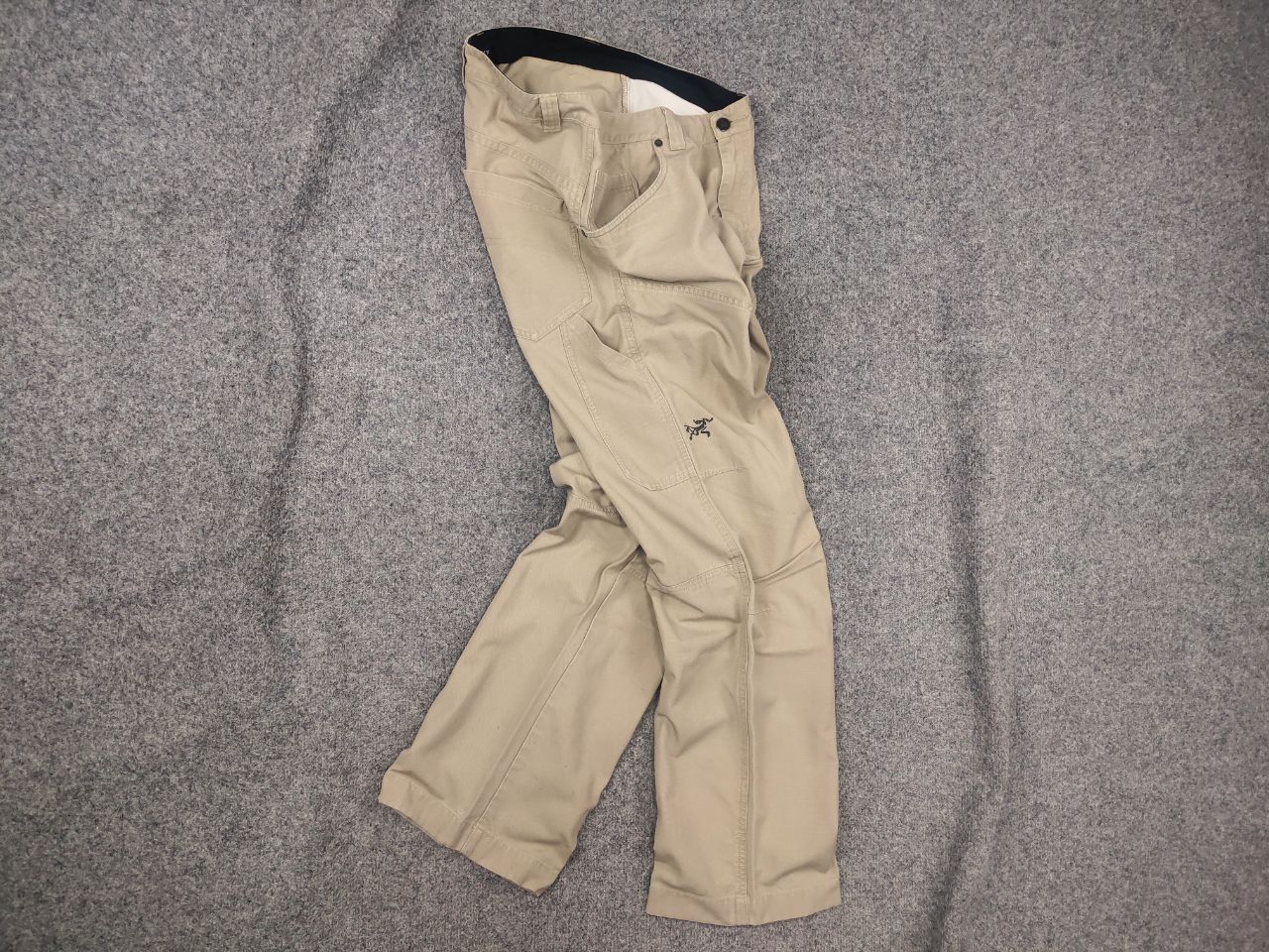 Arc'teryx Vintage Arc'teryx bastion Double Canvas Sand Cargo Pants Size US 32 / EU 48 - 1 Thumbnail