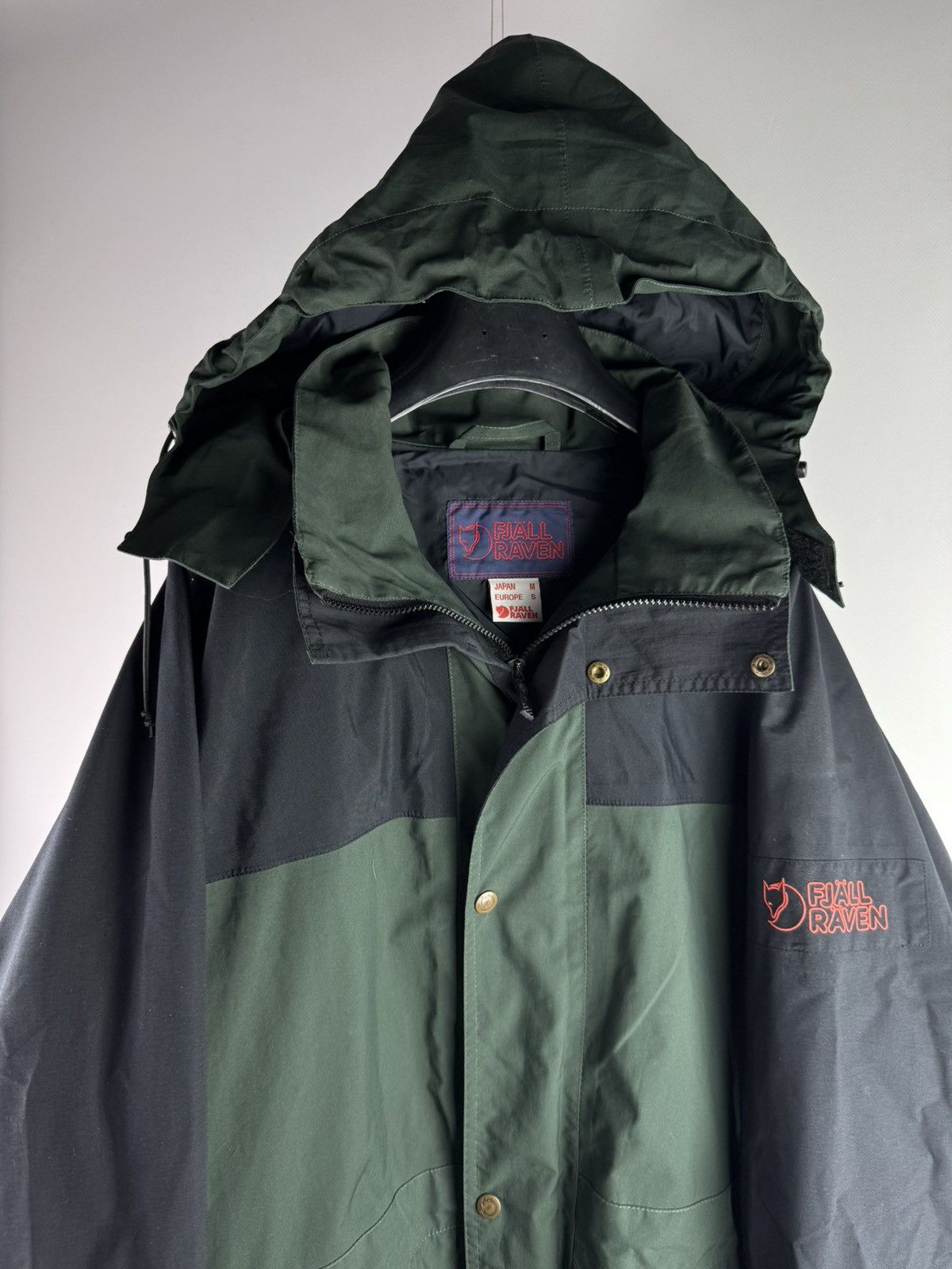Fjallraven Vintage 90s Fjallraven Gore-Tex Outdoor Jacket Size US M / EU 48-50 / 2 - 2 Thumbnail