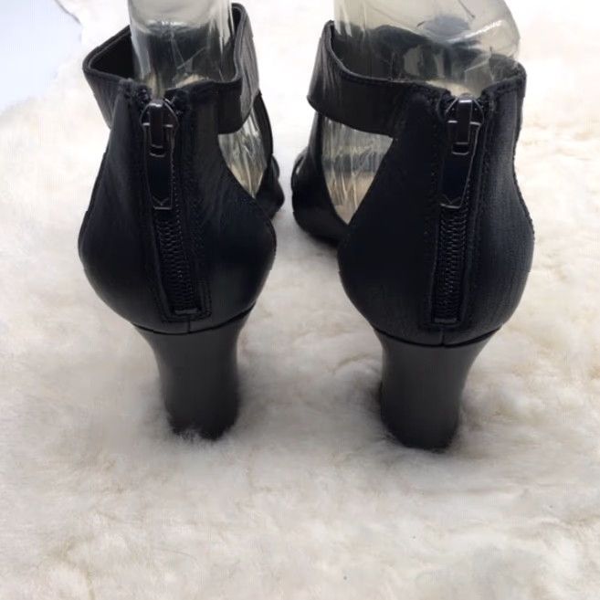 Vintage Via Spiga Fiorel Black Leather Block Heeled Dress Sandal Women Size 10 M Size L / US 10 / IT 46 - 5 Thumbnail