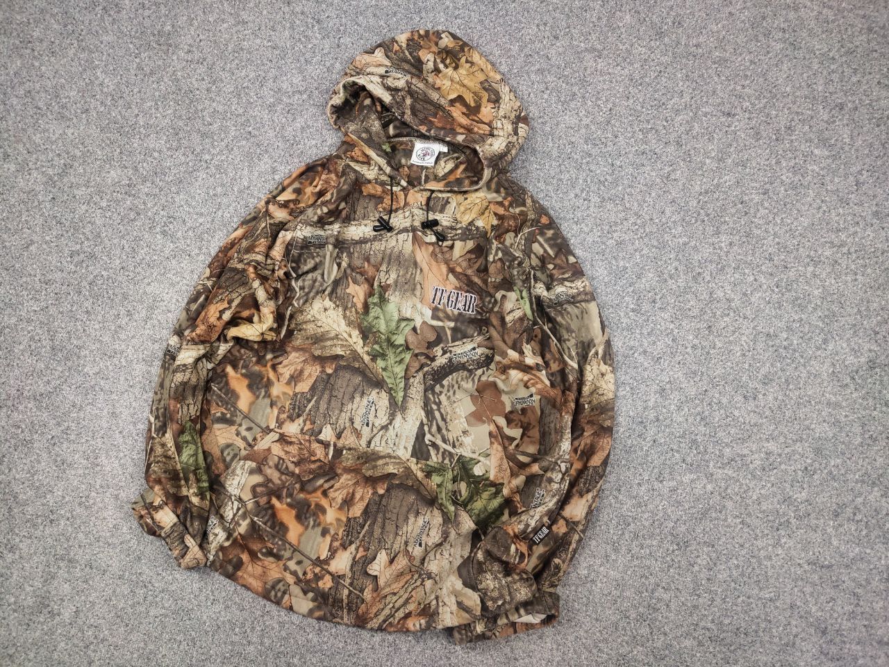 Realtree Vintage Realtree total fishing gear Light Fleece hoodie Y2K Size US L / EU 52-54 / 3 - 4 Thumbnail