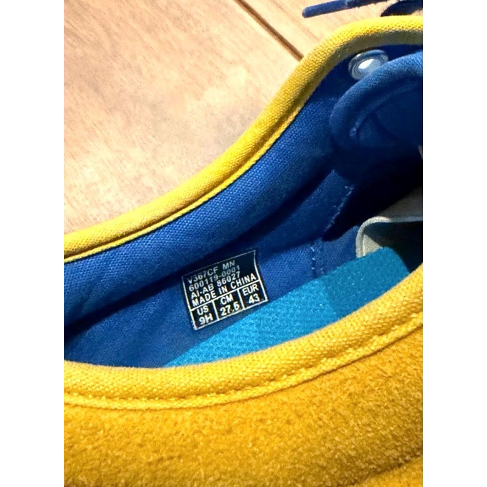 Vans Vans Sneaker Men 9.5US Minnano Collaboration LTD Collection sports Size US 10 / EU 43 - 6 Thumbnail