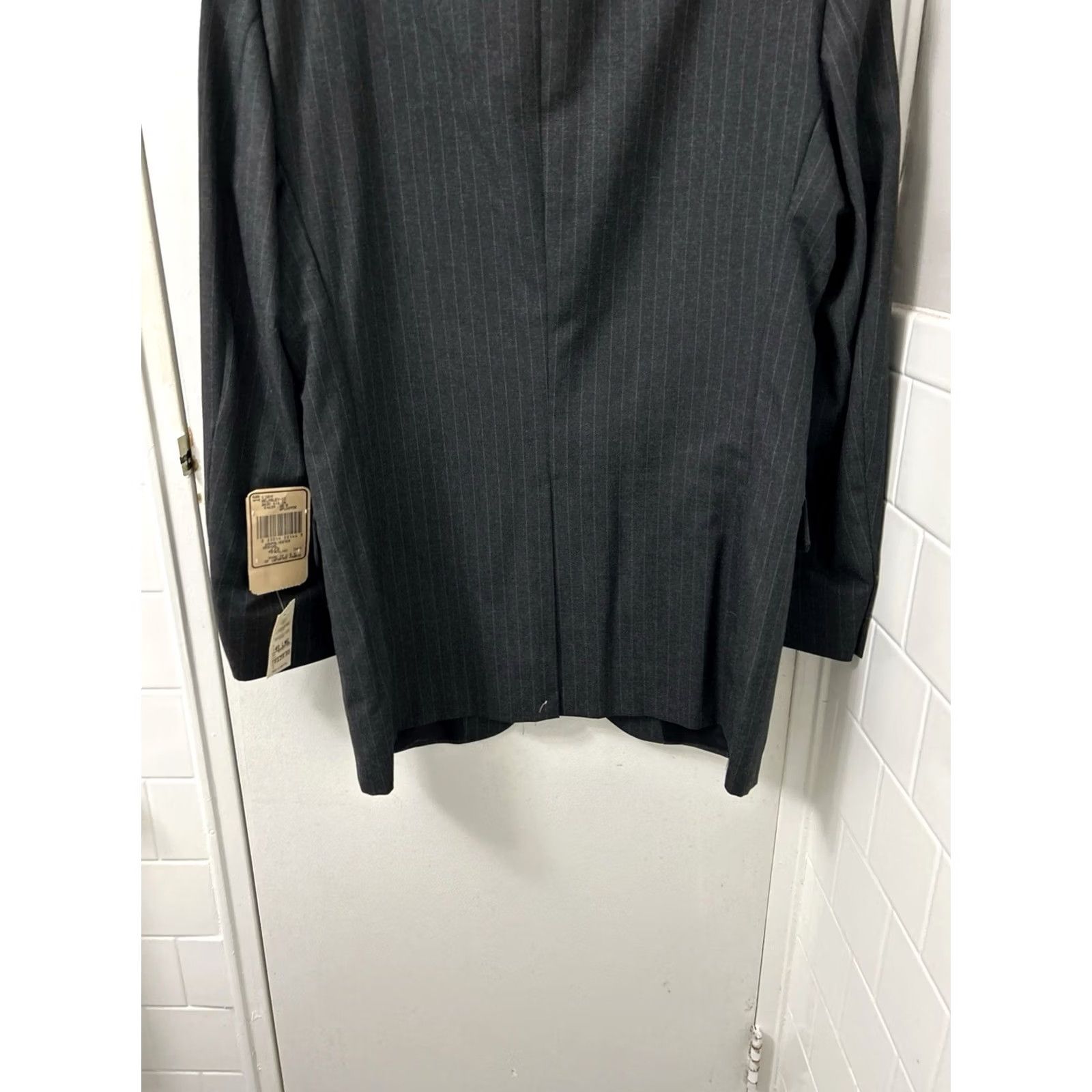 Vintage VTG Brooke & Deane Blazer Mens 40 Gray Pinstripe Wool Jacket USA NWT Two-Button Notch Lining Polyester 32” Long Formal Business Size 40R - 7 Thumbnail
