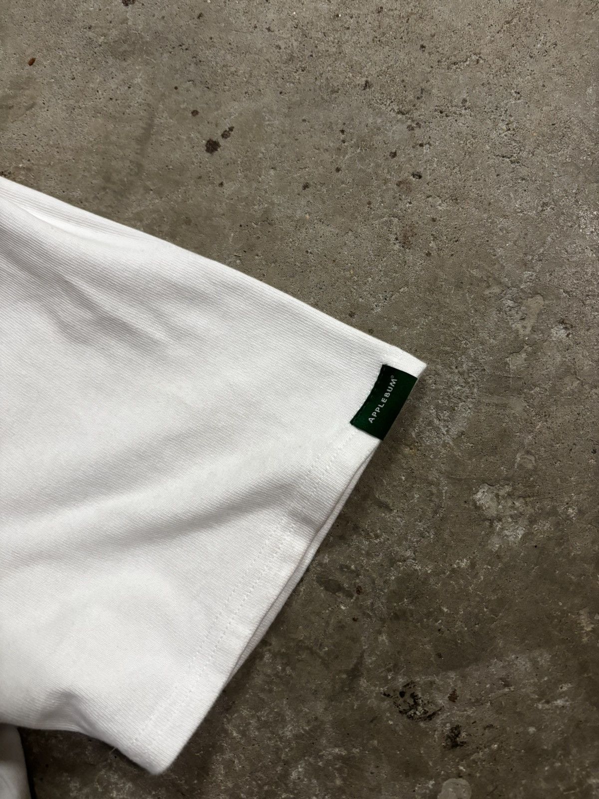 Other Applebum Bob Marley tee Size US L / EU 52-54 / 3 - 4 Thumbnail
