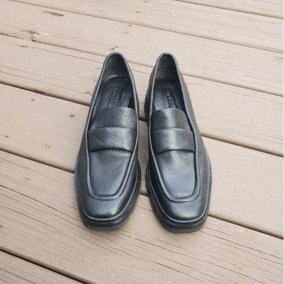 Vince Vince Robin Black Smooth Leather Chunky Heel Lug Sole Loafer Size US 9.5 / IT 39.5 - 5 Thumbnail