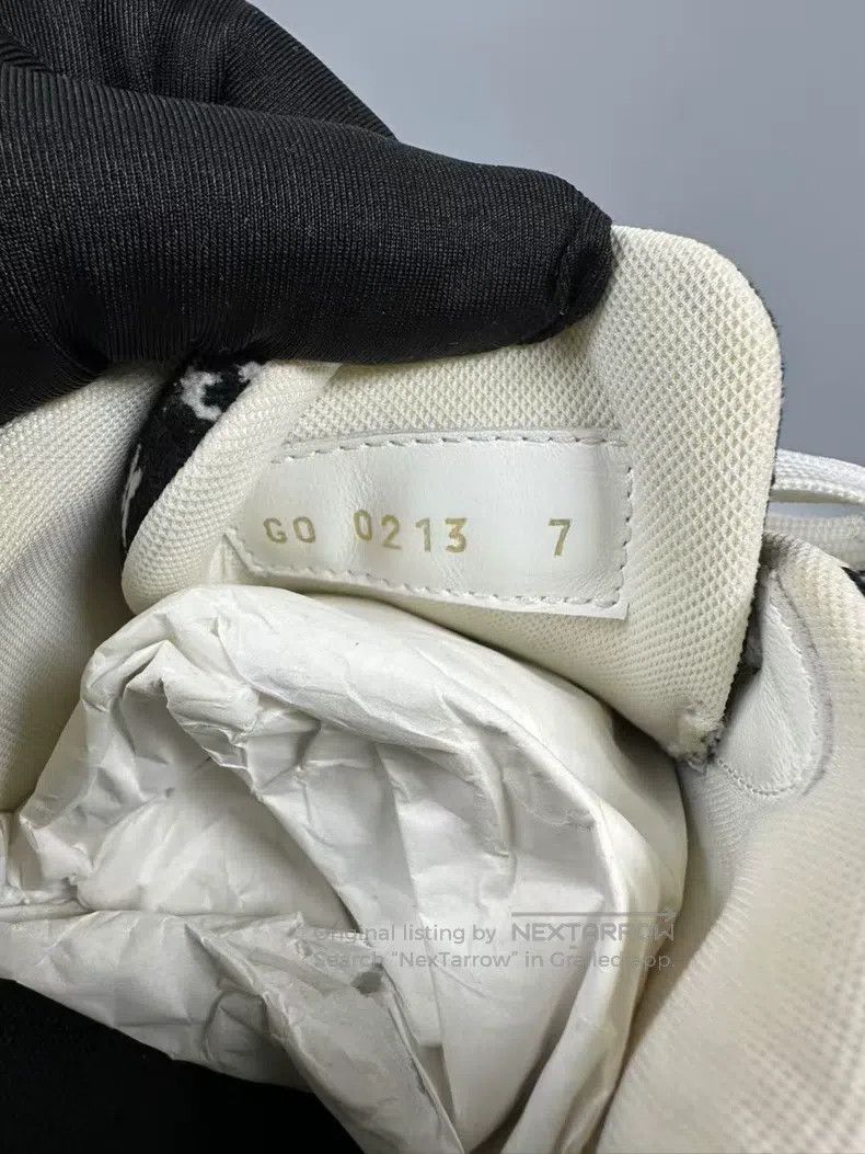 Louis Vuitton Louis Vuitton Black and white flocked full print panda cas Size US 7 / EU 40 - 8 Thumbnail