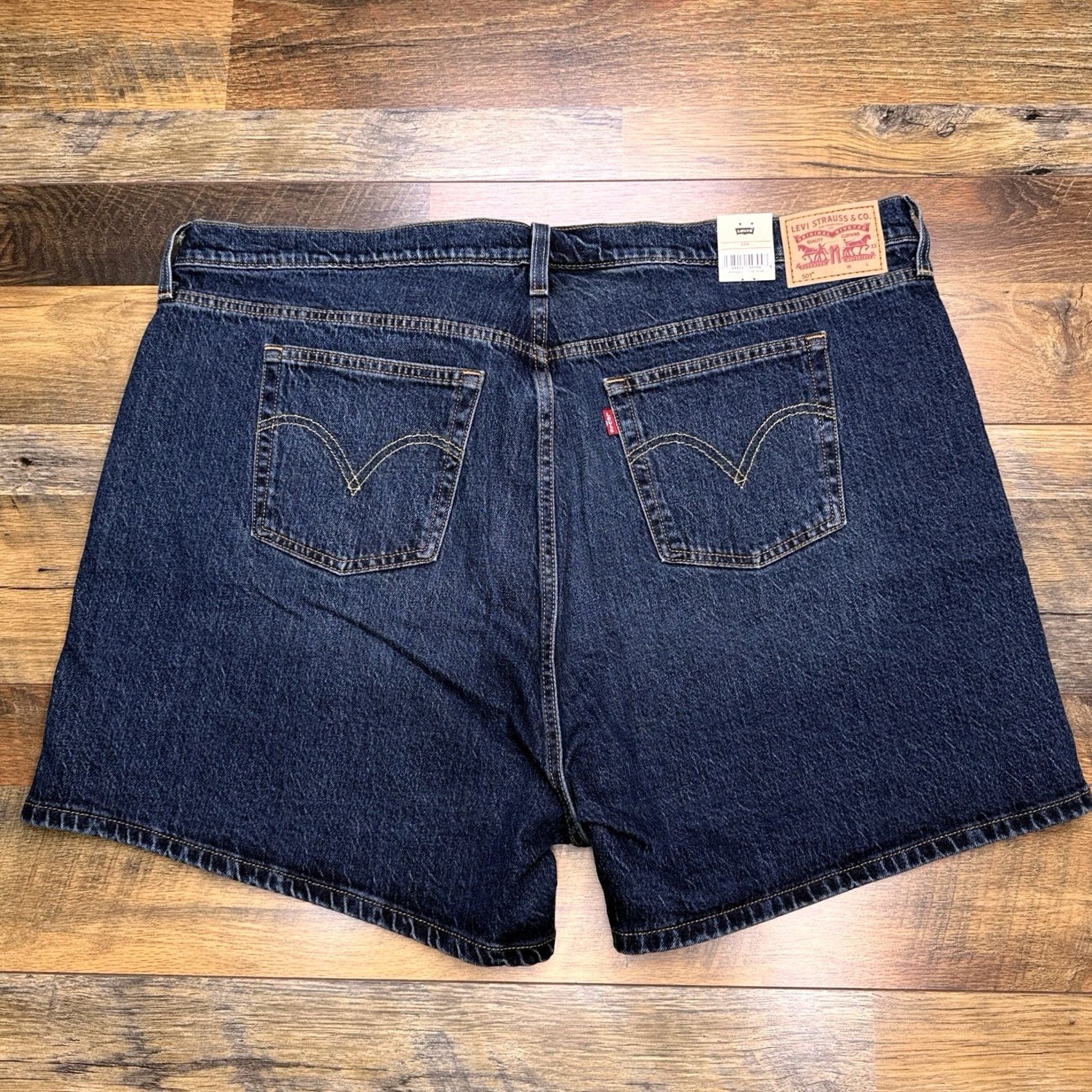 Levi's Levi's 501 Shorts Womens 22W Button Fly High Rise Stretch Denim Casual Blue 5-Pocket Womens Plus"} Size 40" / US 18 - 2 Thumbnail