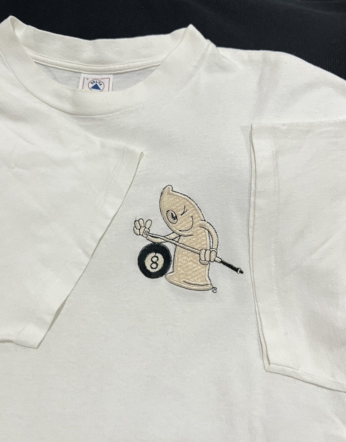 Vintage Vintage 8ball Condom T-Shirt Size US L / EU 52-54 / 3 - 1 Thumbnail