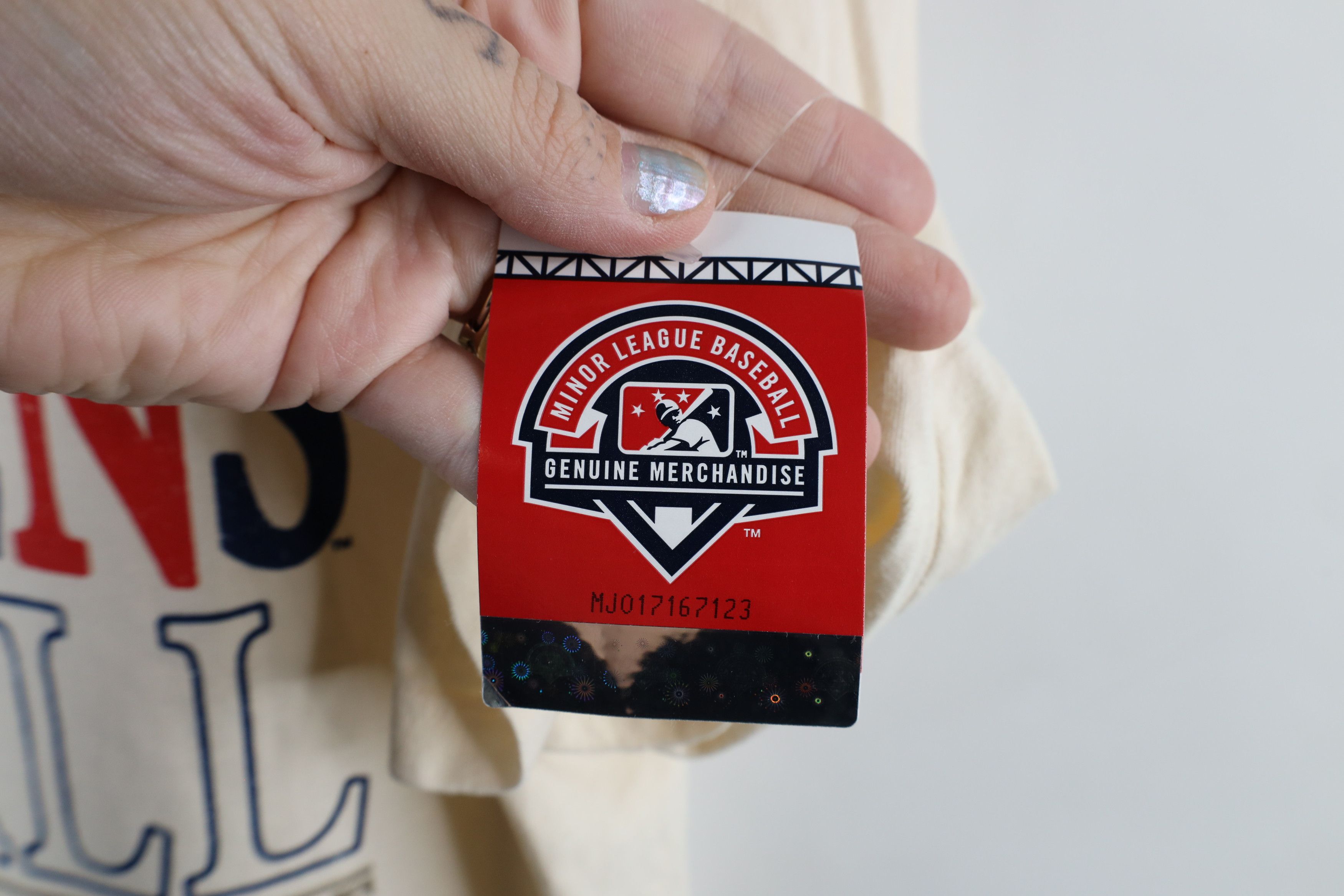 Vintage Deadstock Vintage Baseball Toledo Mud Hens T-Shirt Cream Size US XL / EU 56 / 4 - 7 Thumbnail