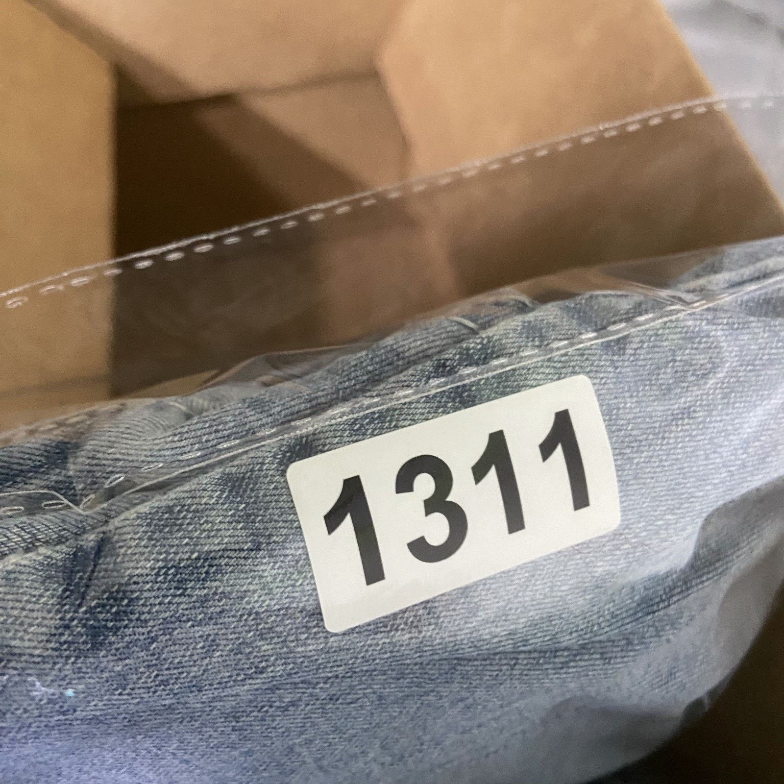 Indigo Love Indigo Capri Y2K Jeans Womens 22 Blue Stretch Embroide Size 22" - 10 Thumbnail