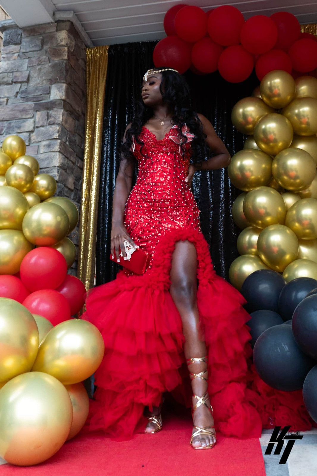 Custommade Make an Entrance – Glam Red Prom Dress w/ Gold Accents Size S / US 4 / IT 40 - 1 Thumbnail