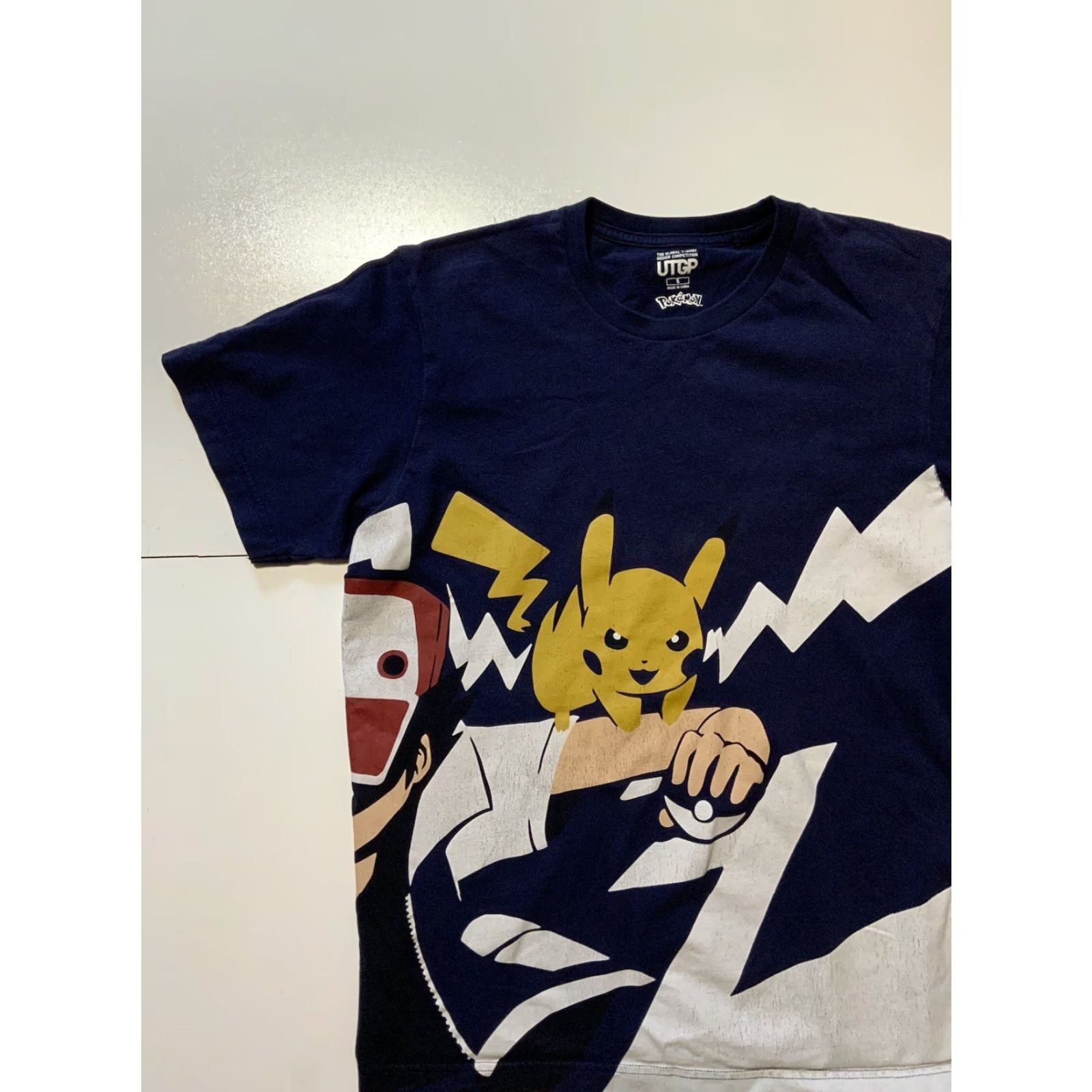 Uniqlo VINTAGE Uniqlo UTGP X Pokémon Pikachu & Ash SS19 Graphic Navy Blue S/S T-Shirt Sz. S Mens Size US S / EU 44-46 / 1 - 3 Thumbnail