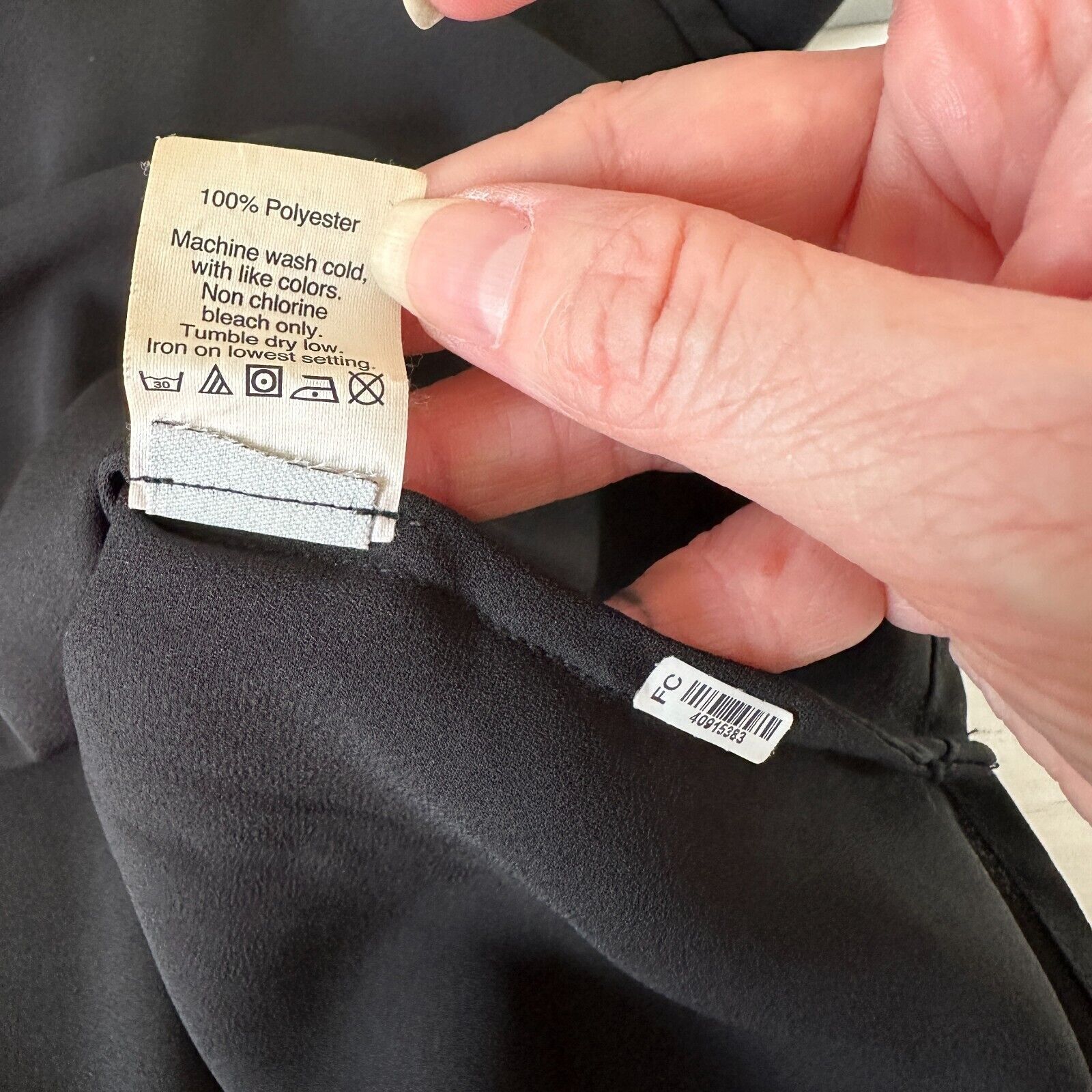 J.Crew J. Crew Black Sleeveless Banded Neck and Sleeve Slit Blouse Size XS / US 0-2 / IT 36-38 - 10 Thumbnail