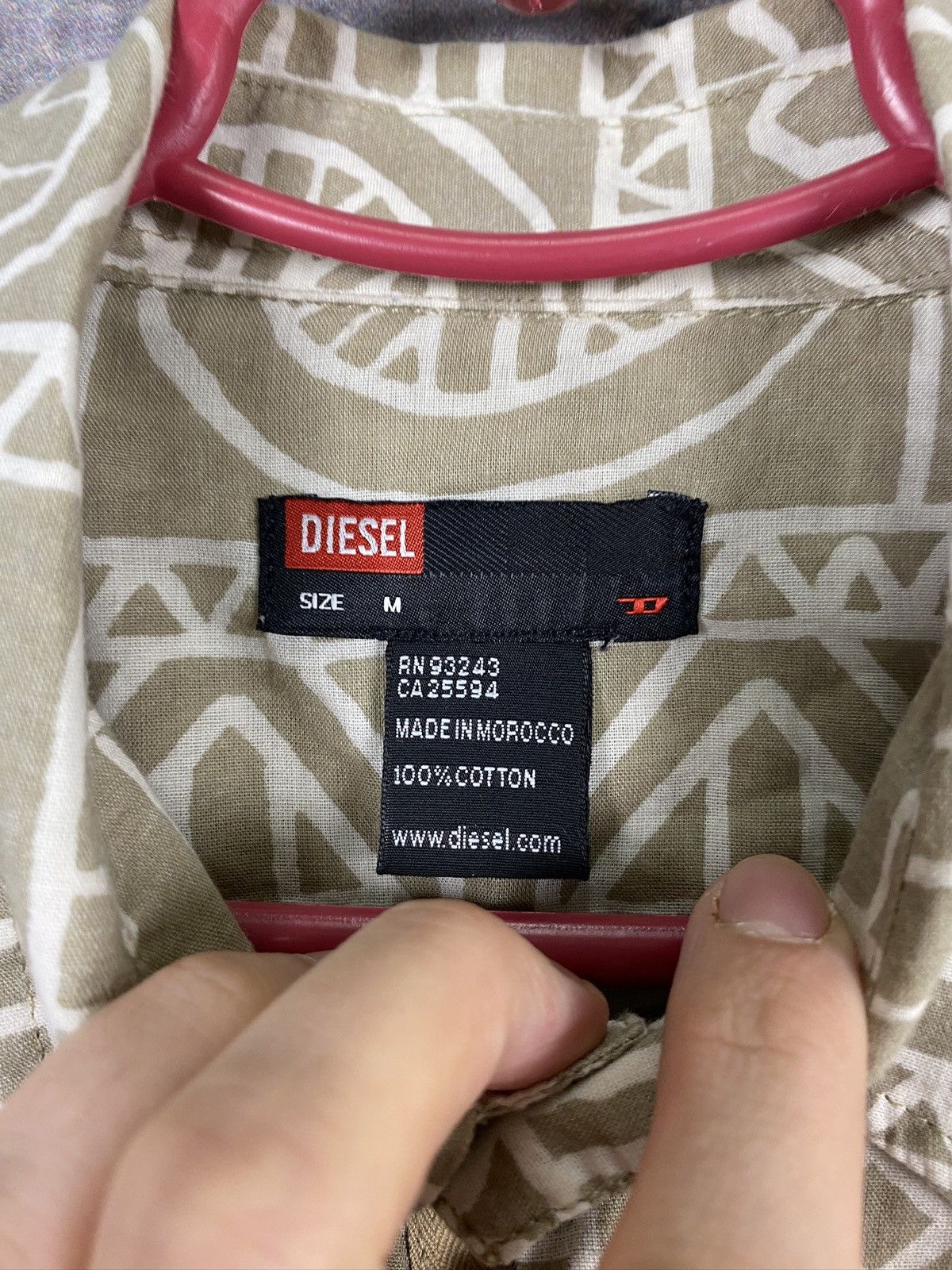 Diesel × Vintage Men’s Diesel Shirt Vintage luxury Hawaii Size M Medium Size US M / EU 48-50 / 2 - 4 Thumbnail