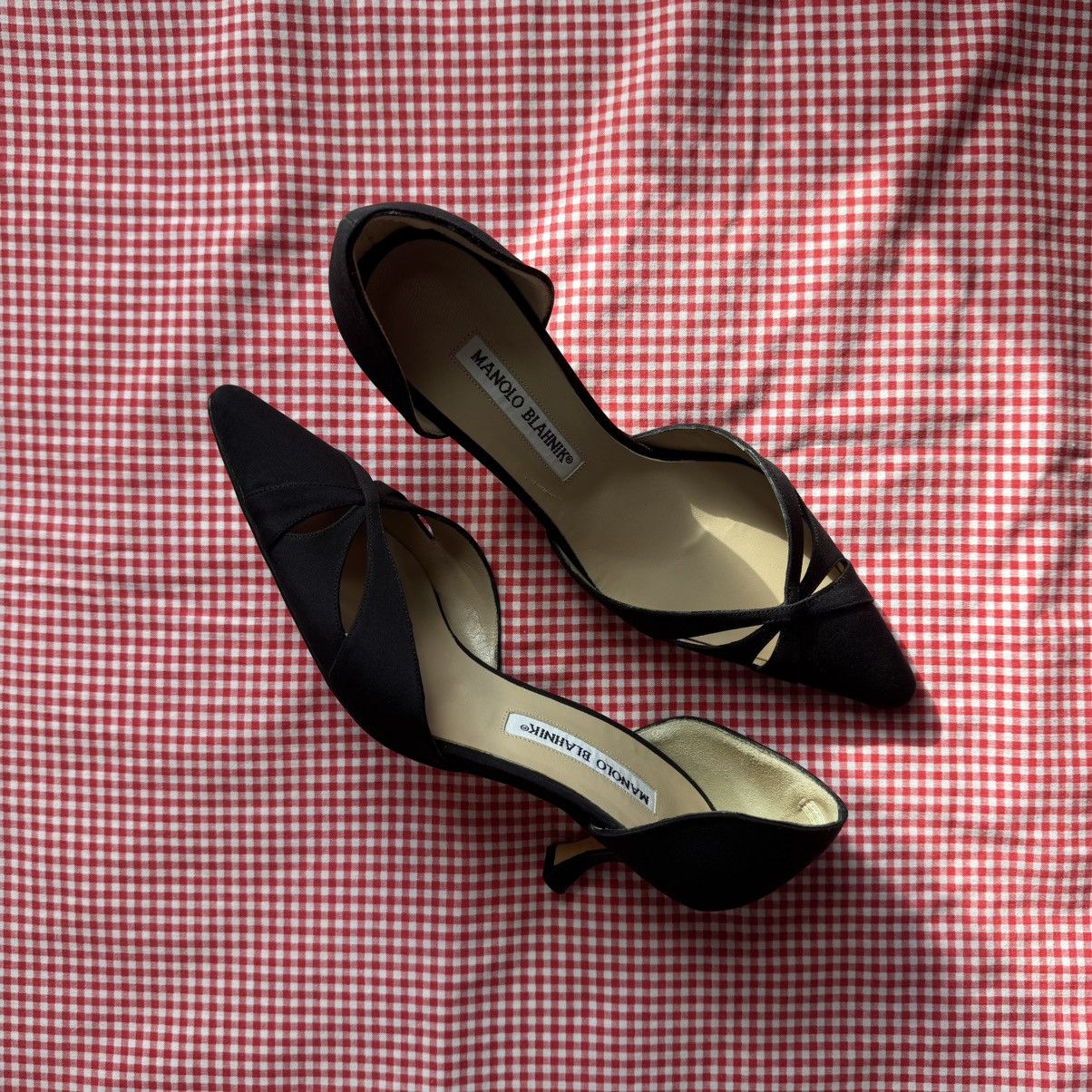 Manolo Blahnik Vintage Black Satin Manolo Heels Size US 6 / IT 36 - 5 Thumbnail