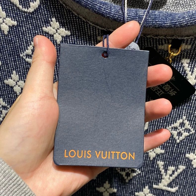 Louis Vuitton Louis Vuitton 24ss blue presbyopic full chain logo wool kn Size L / US 10 / IT 46 - 6 Thumbnail