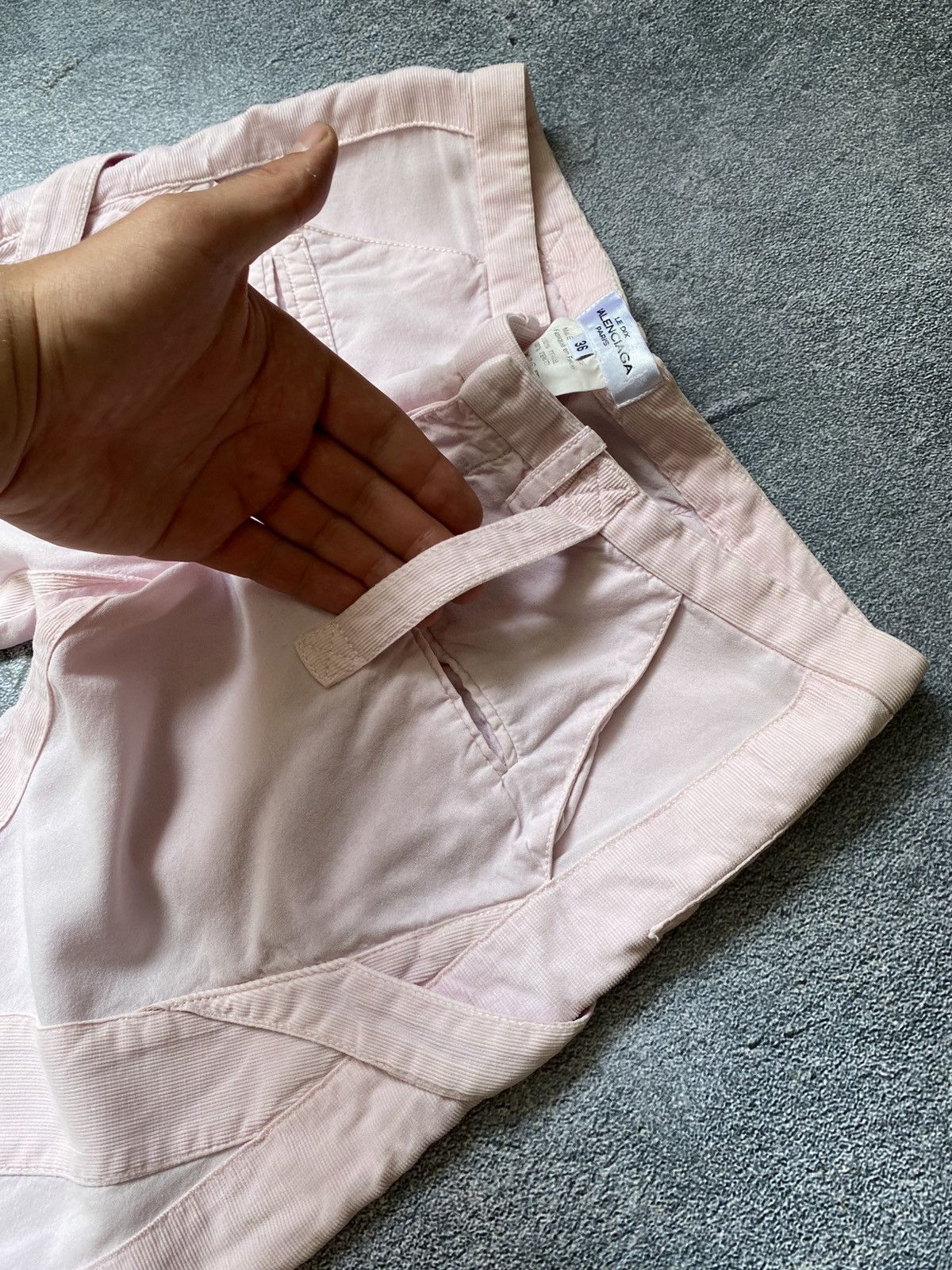 Balenciaga × Designer Balenciaga Le Dix Spring 2002 Tan Slim Cargo Pants Size 26" / US 2 / IT 38 - 7 Thumbnail