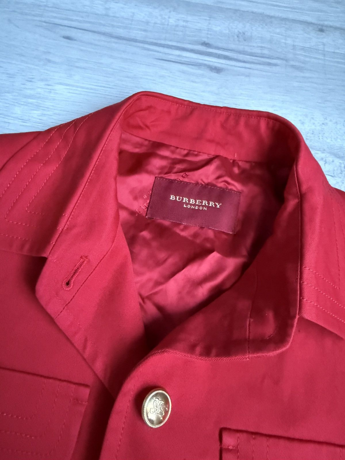 Burberry Burberry London Red Short Sleeve Safari Jacket w/ Belt Size M / US 6-8 / IT 42-44 - 4 Thumbnail