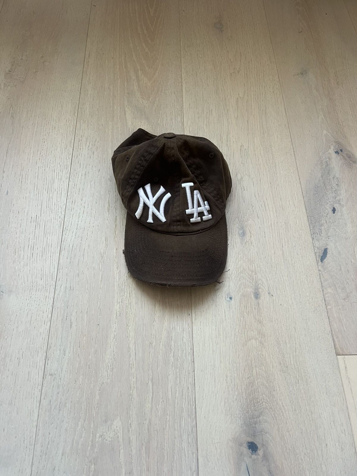 Ny La Holiday Hat | Grailed