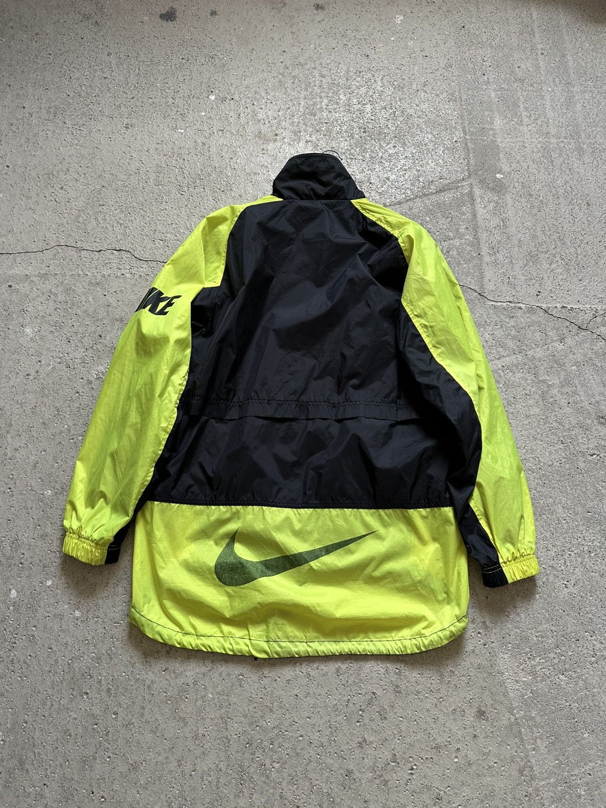 Nike 1997 1998 Nike Training Football Soccer Jacket Nike sz M Men Size US M / EU 48-50 / 2 - 14 Thumbnail