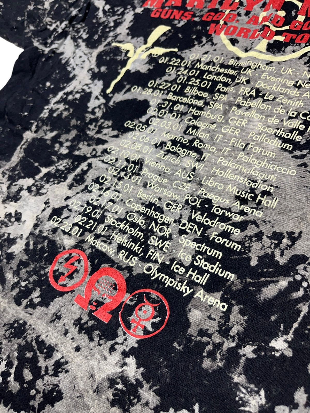 Band Tees × Marilyn Manson × Vintage Vintage 2001 Marilyn Manson Guns God and Government Tour Tee Size US XL / EU 56 / 4 - 8 Thumbnail