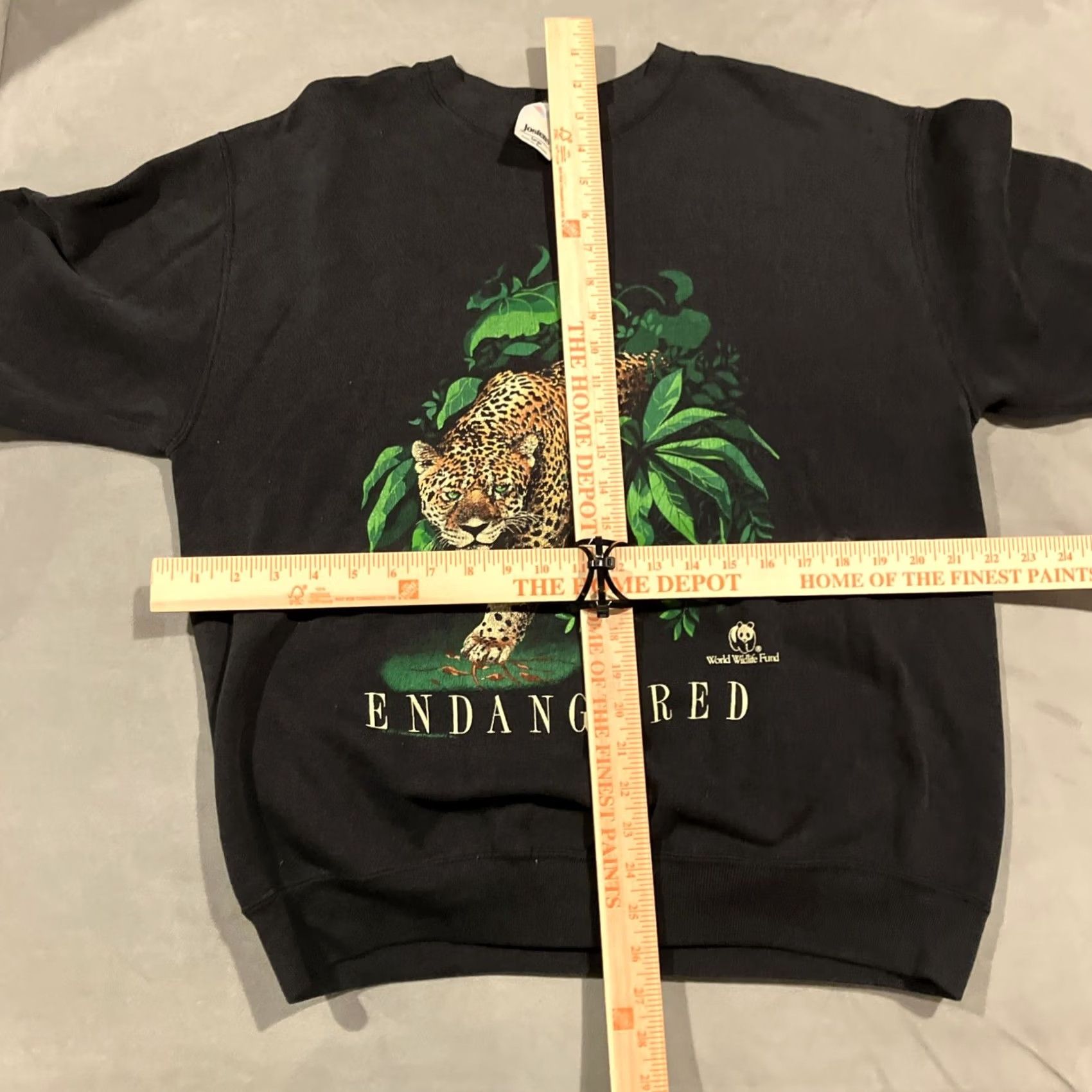Vintage VINTAGE Jostens World Wildlife Fund Sweatshirt L Endangered Leopard Size US L / EU 52-54 / 3 - 5 Thumbnail