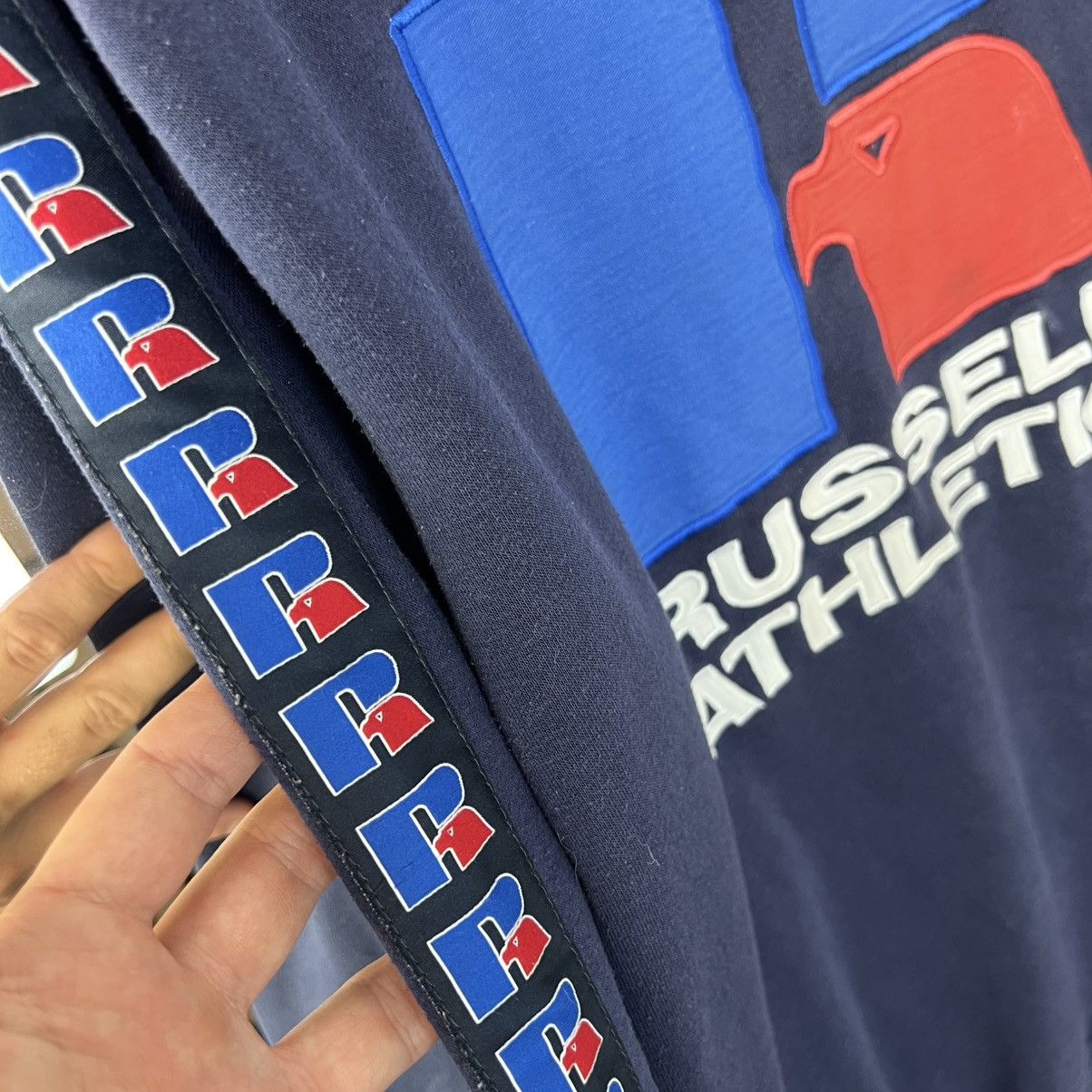 Russell Athletic Vintage Y2K Russel Athletic Big Logo Lampas Sweatshirt Size US L / EU 52-54 / 3 - 4 Thumbnail