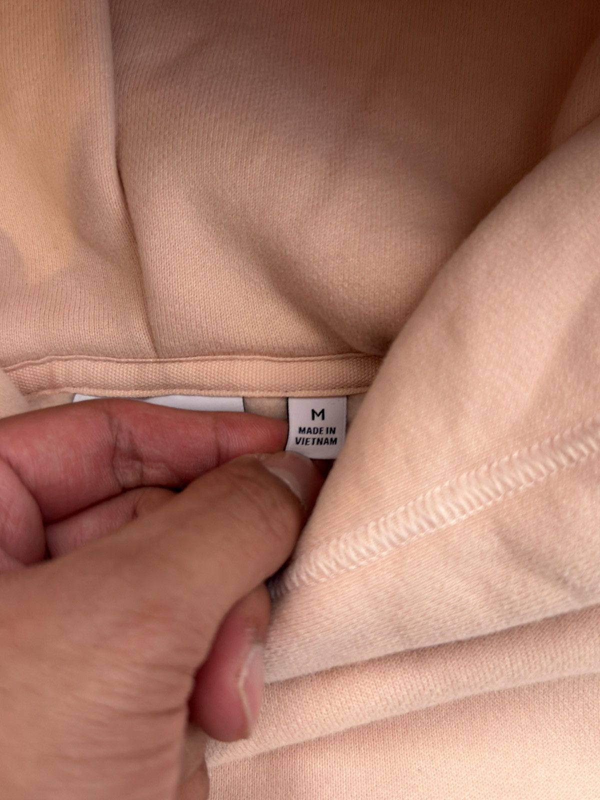 Aritzia aritzia cozy fleece perfect fit soft pink hoodie size medium Size M / US 6-8 / IT 42-44 - 4 Thumbnail